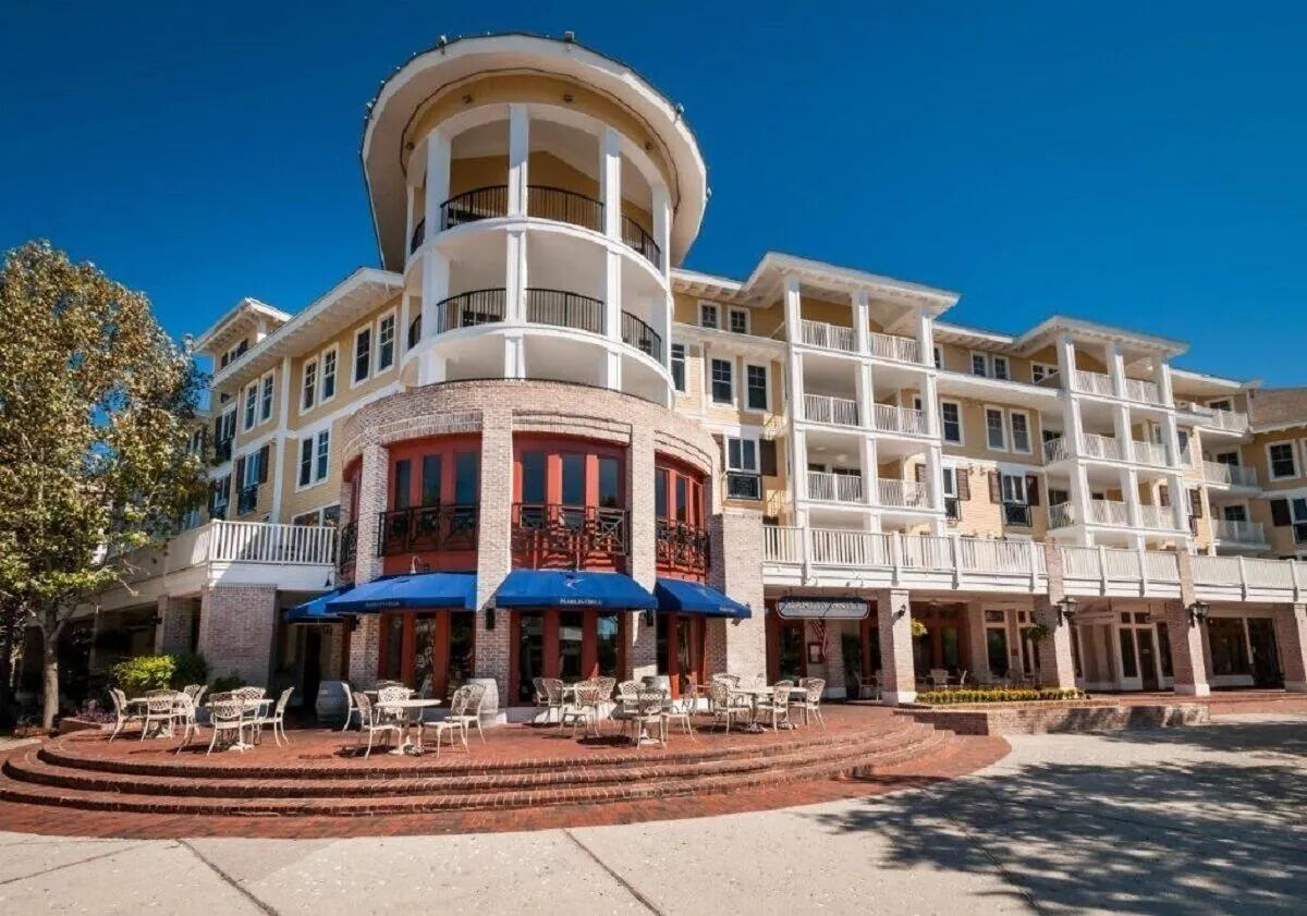 9100 Baytowne Wharf Boulevard, 452