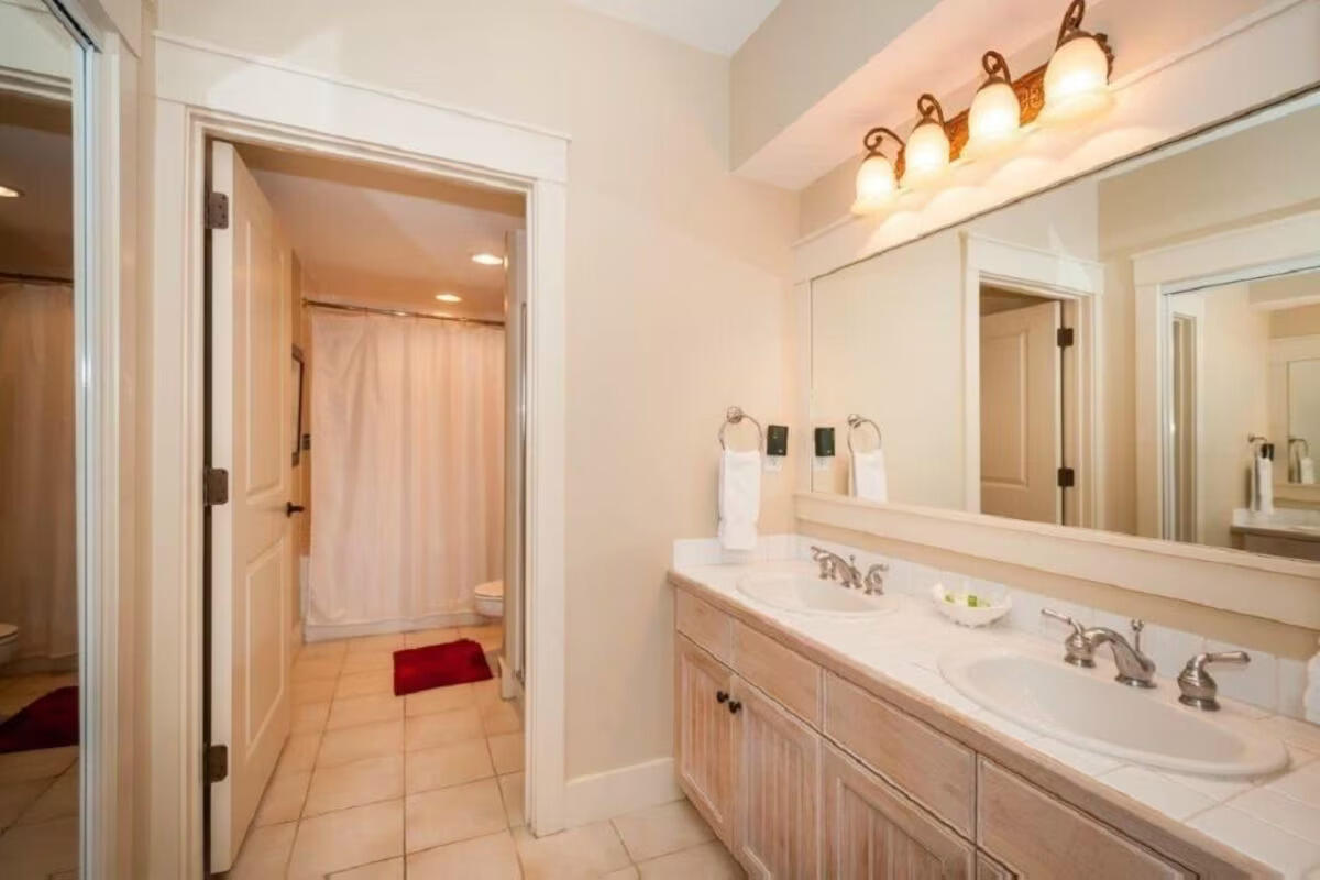 9100 Baytowne Wharf Boulevard, 452