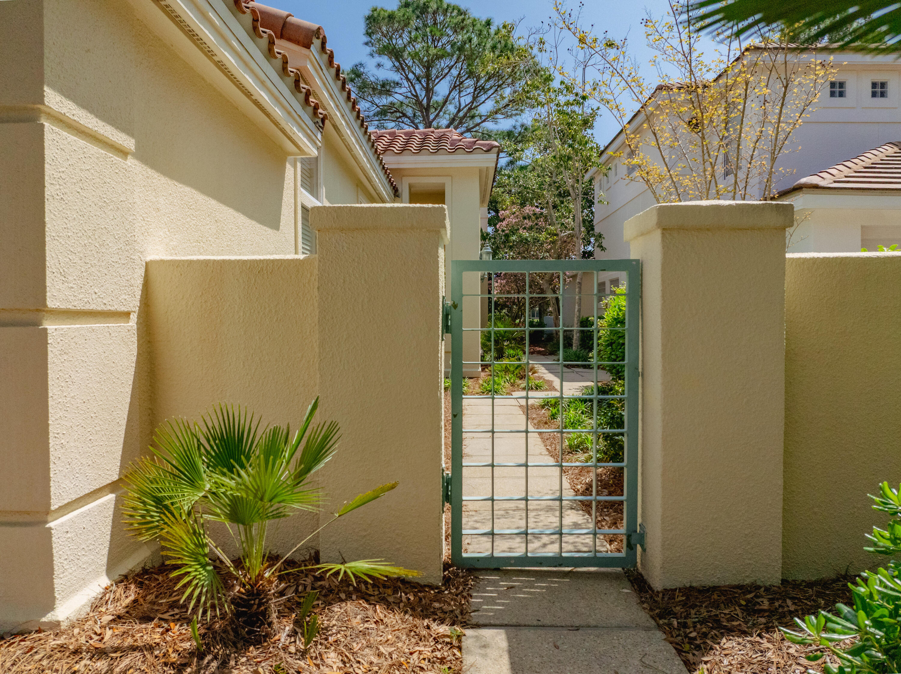 8024 Legend Creek Drive