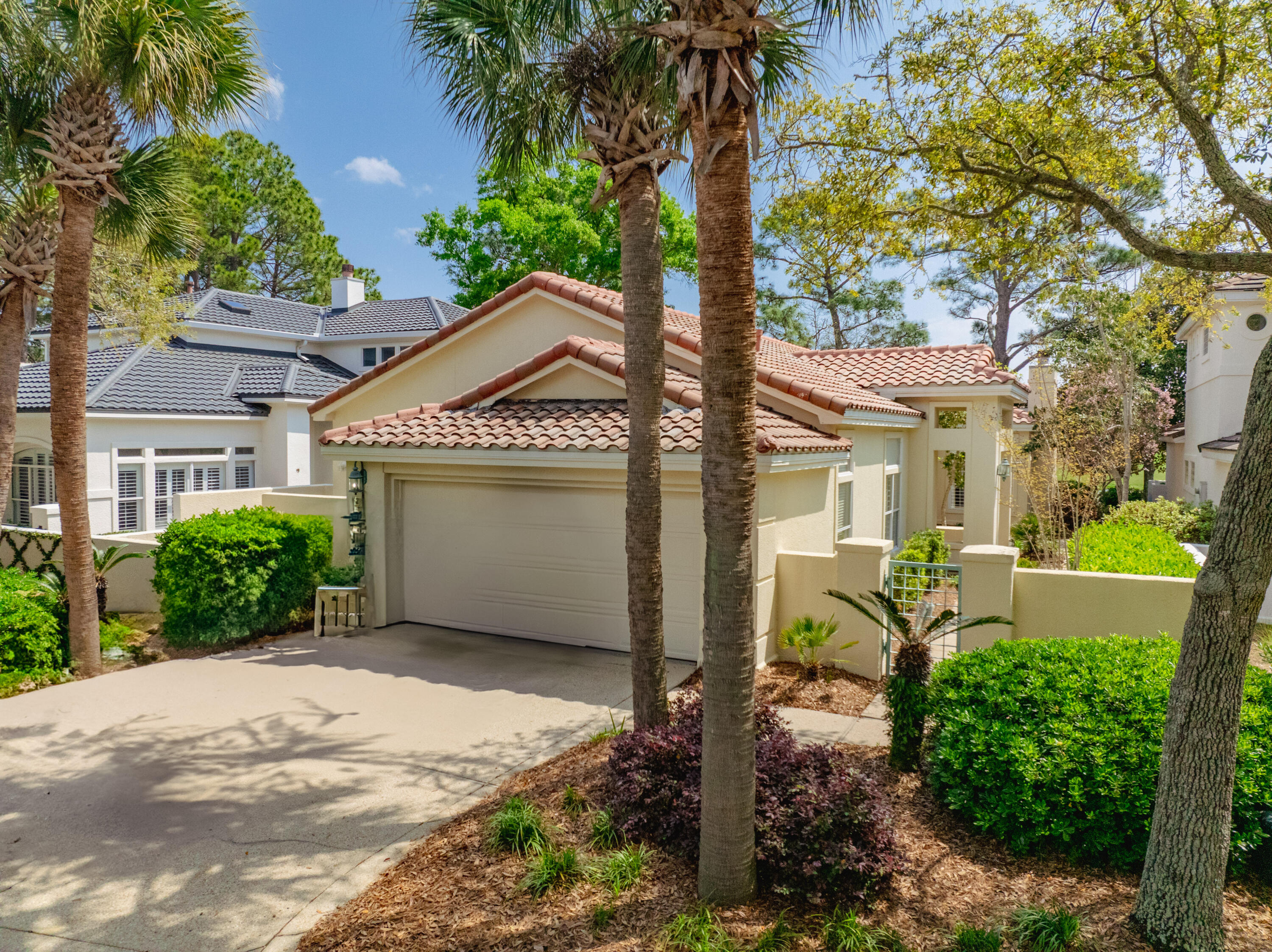 8024 Legend Creek Drive