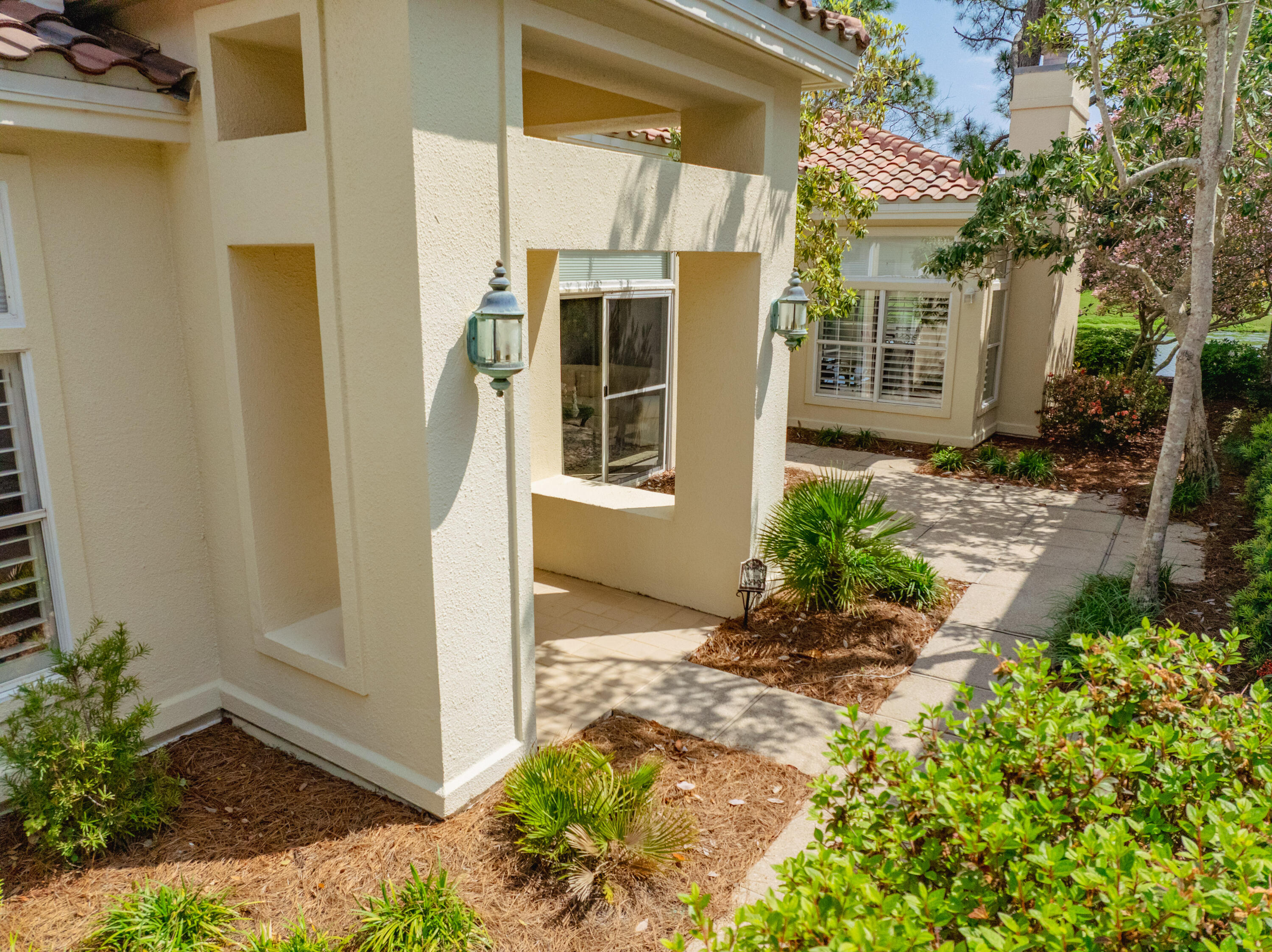 8024 Legend Creek Drive