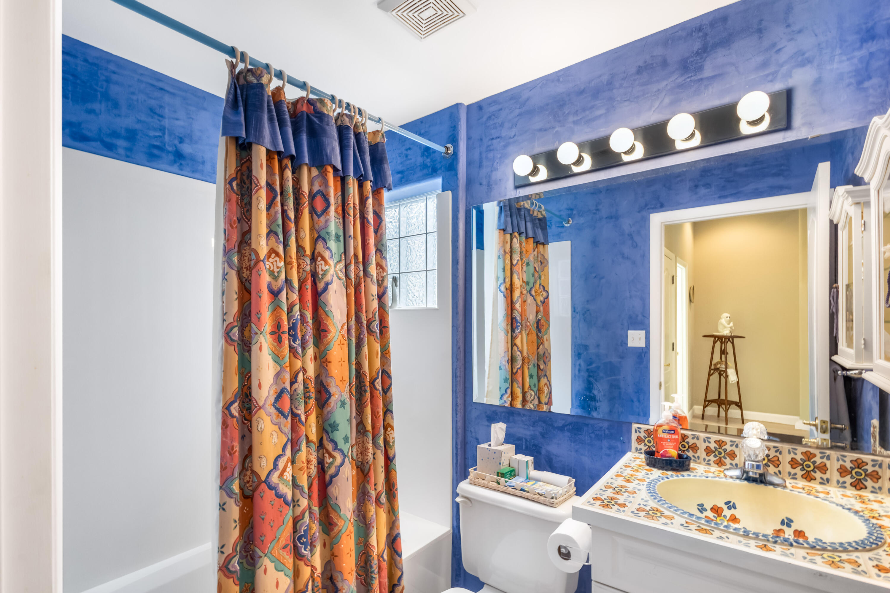 8024 Legend Creek Drive