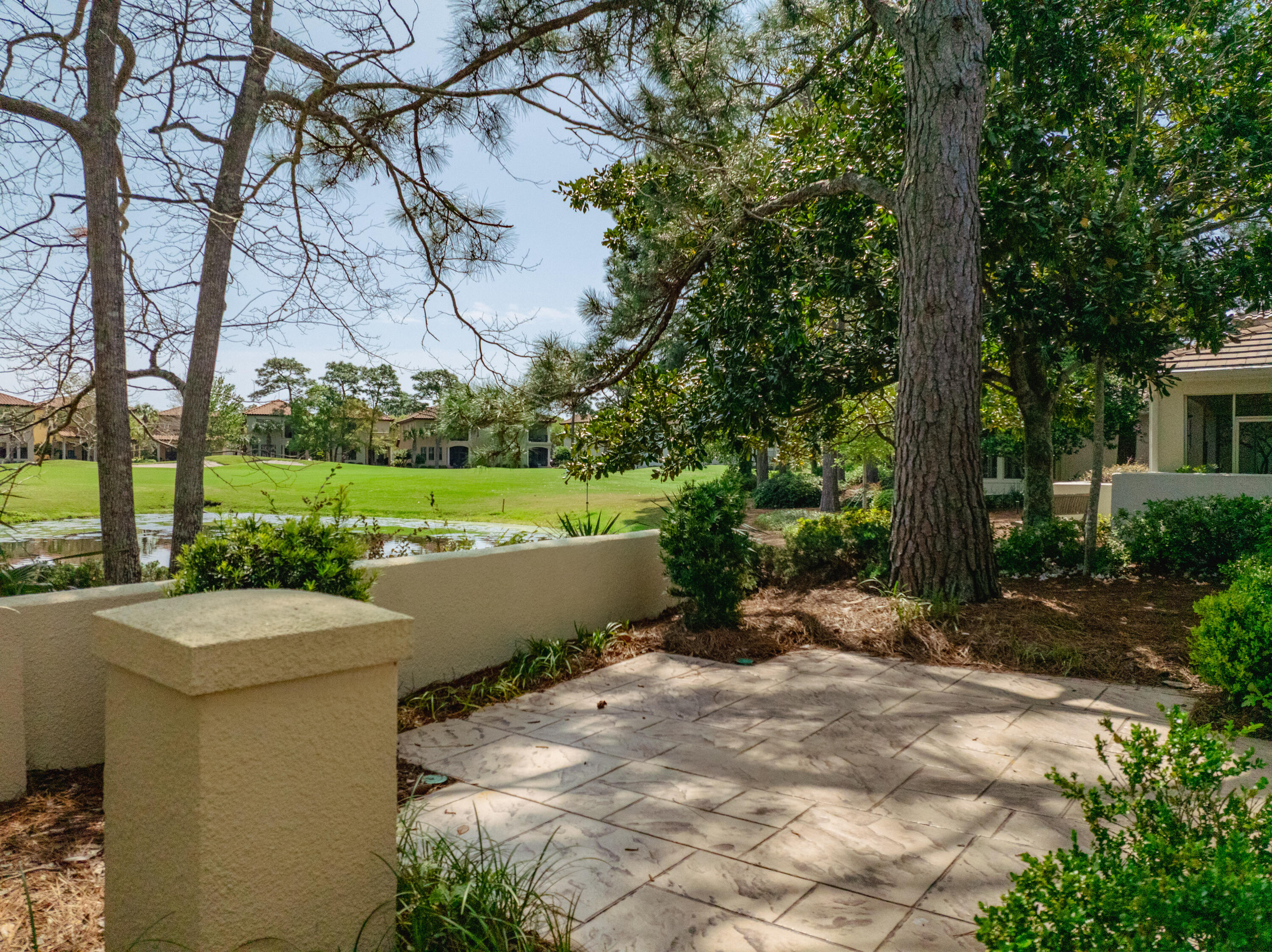 8024 Legend Creek Drive