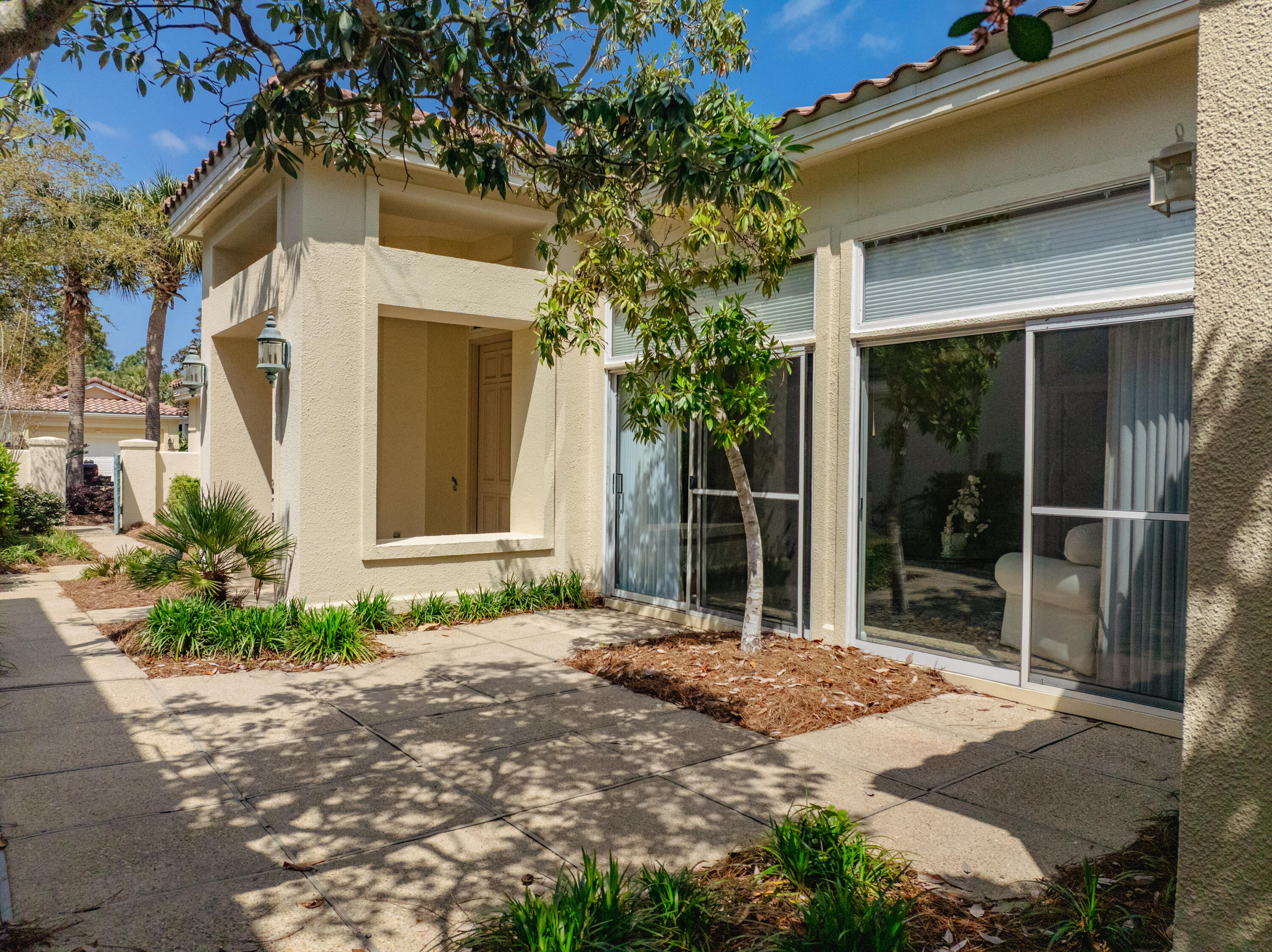 8024 Legend Creek Drive