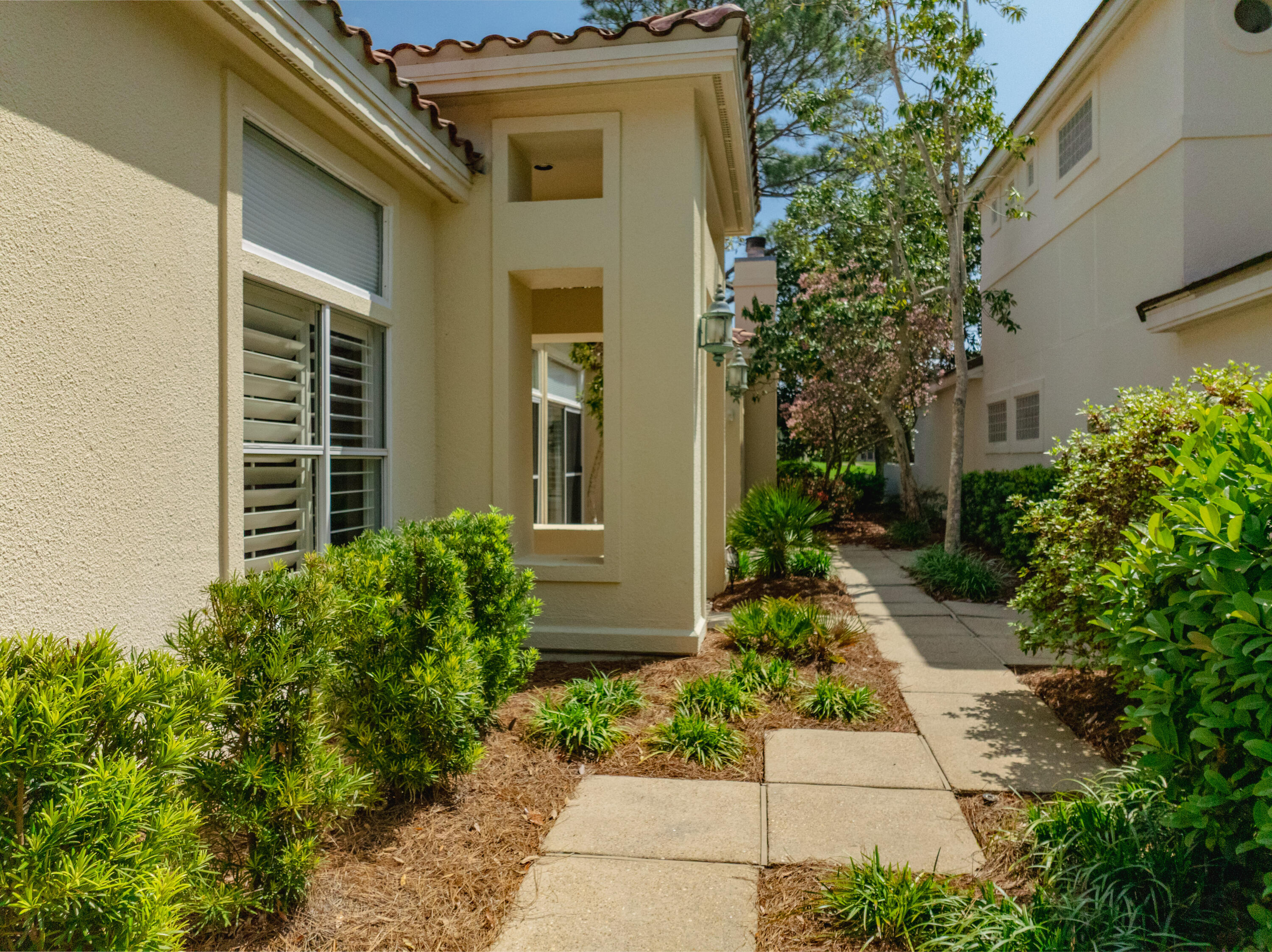 8024 Legend Creek Drive