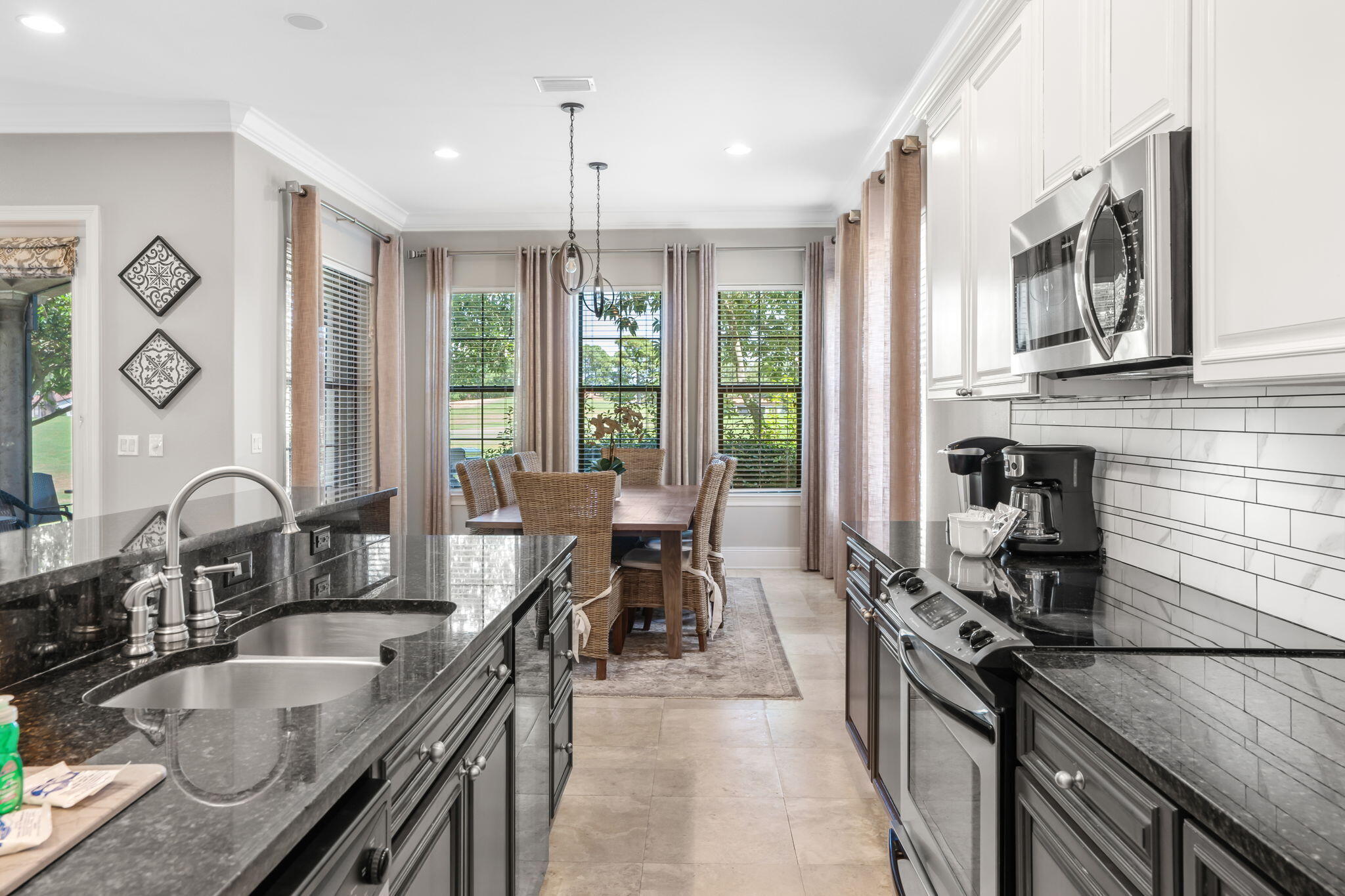 1904 E Baytowne Loop