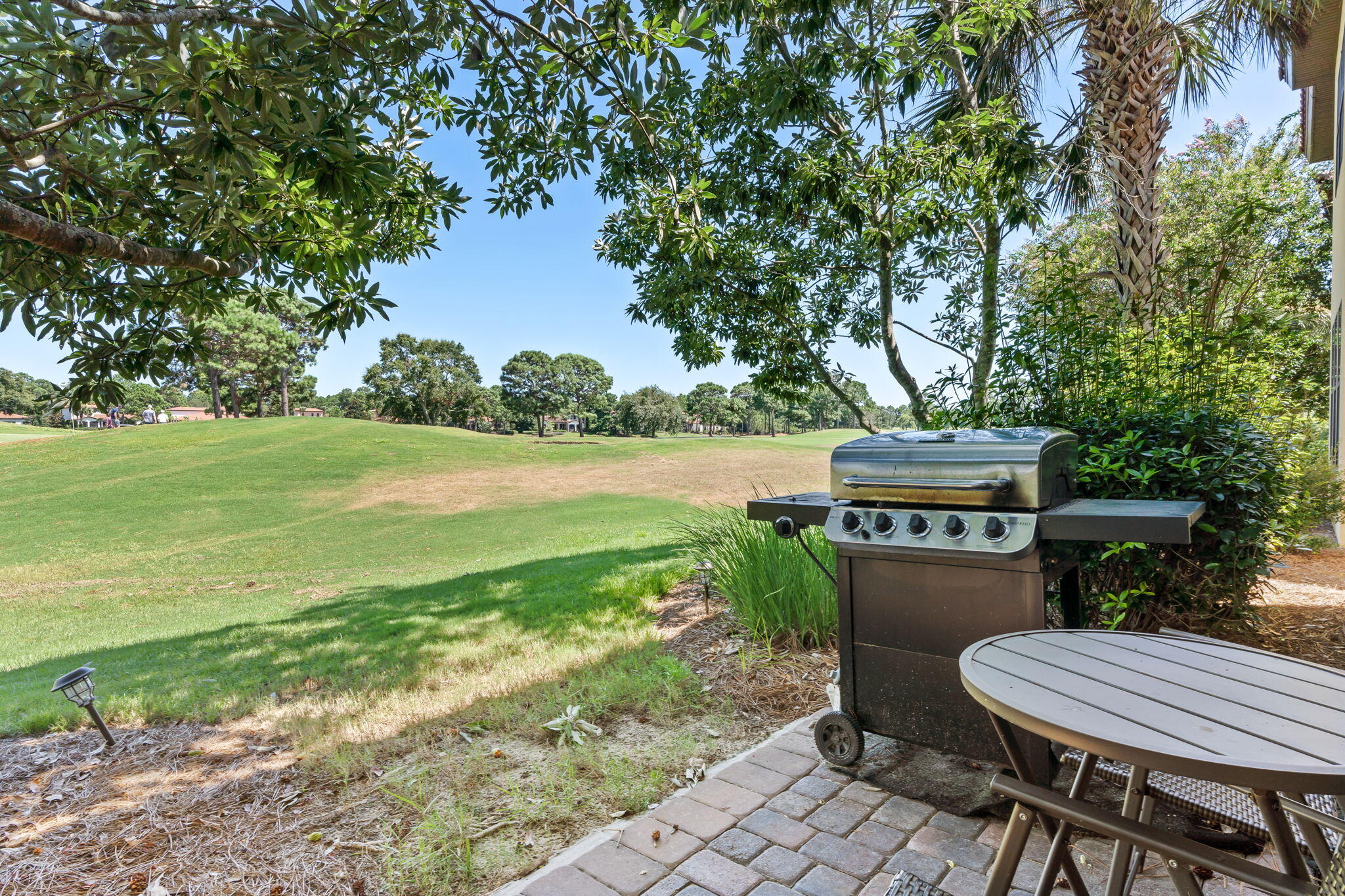 1904 E Baytowne Loop
