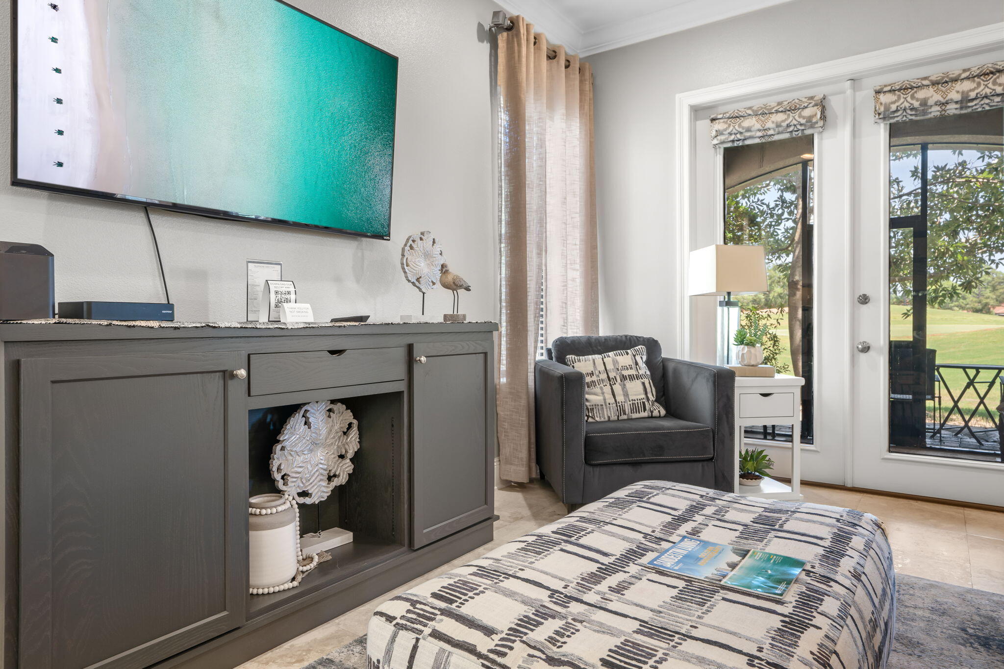1904 E Baytowne Loop