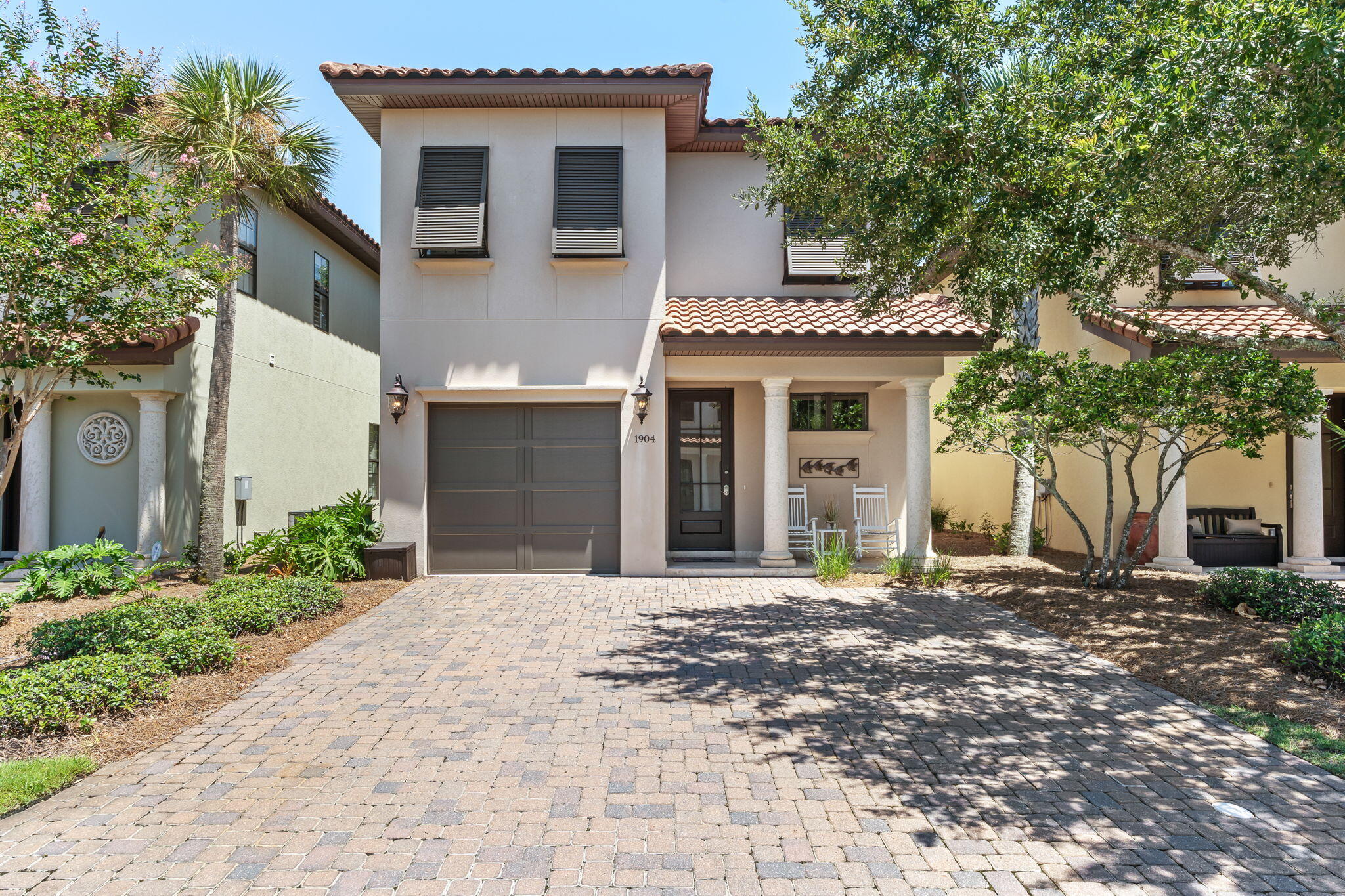 1904 E Baytowne Loop