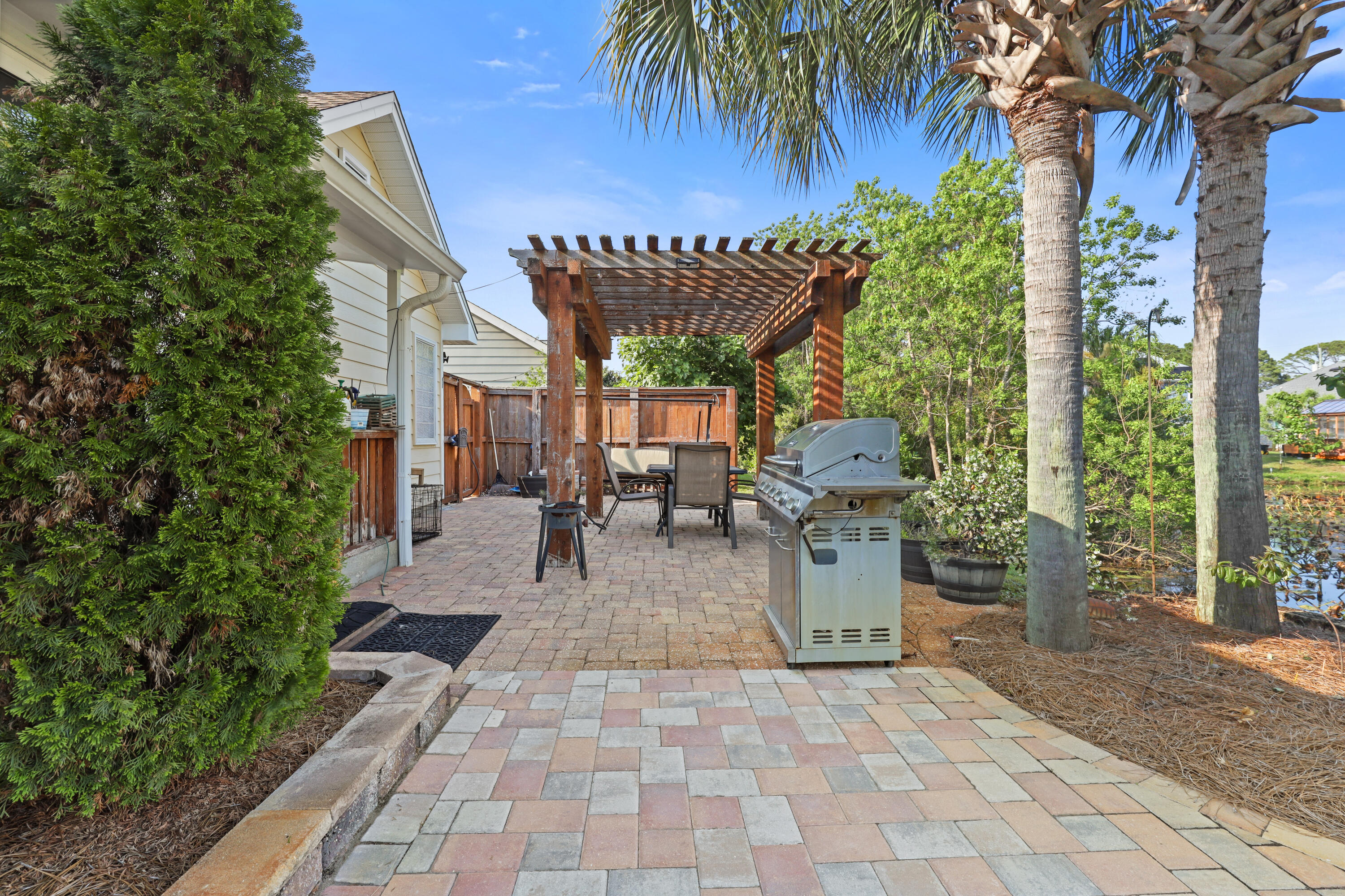 90 Hidden Lakes Drive
