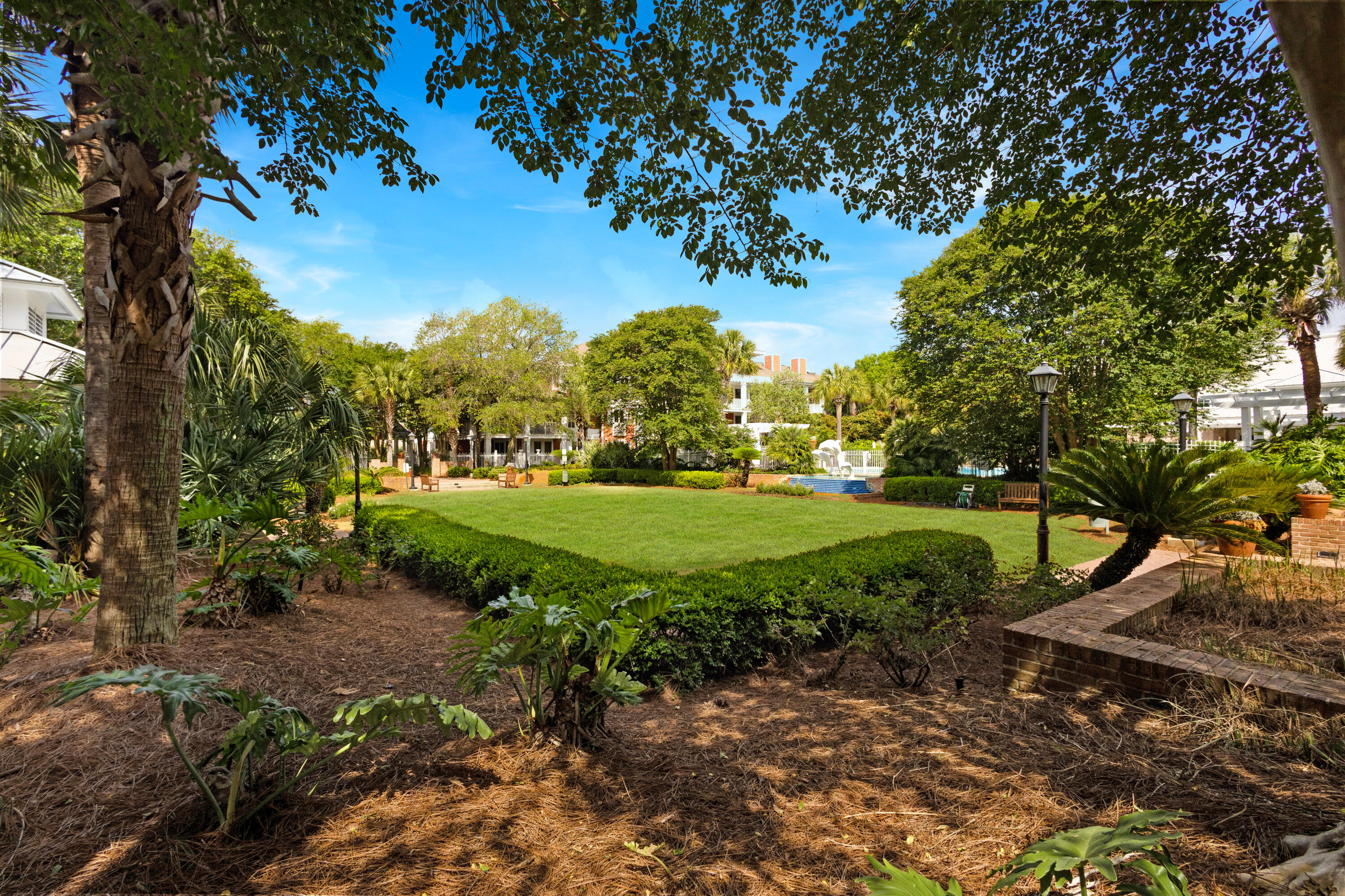 9300 Baytowne Wharf Boulevard, UNIT 306