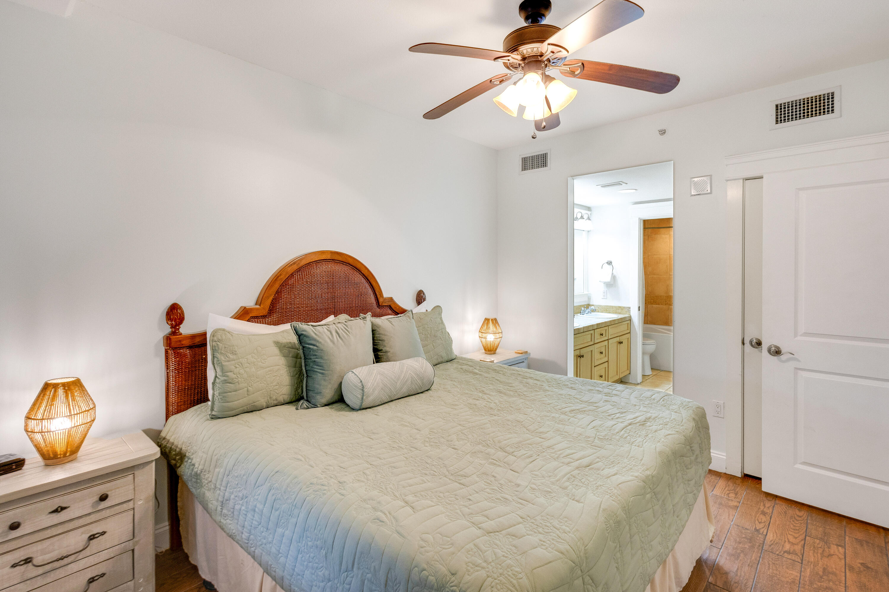 9500 Grand Sandestin Boulevard, 2222