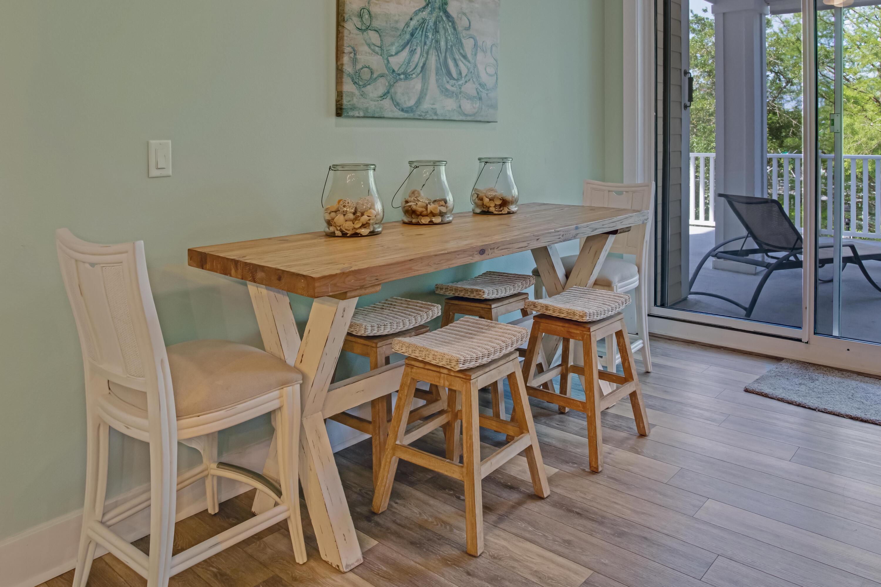 9100 Baytowne Wharf Boulevard, 274/276