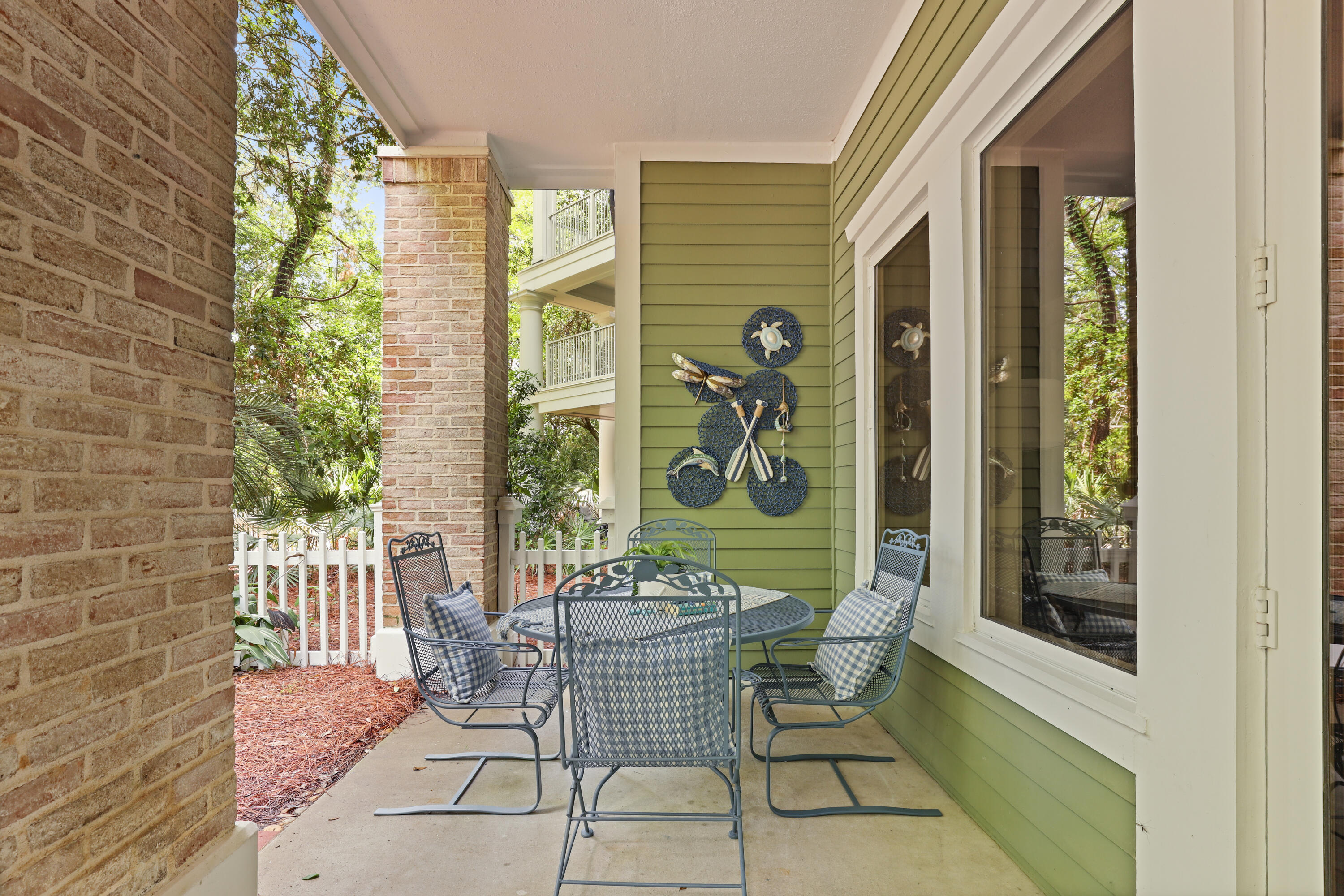 9300 Baytowne Wharf Boulevard, 113