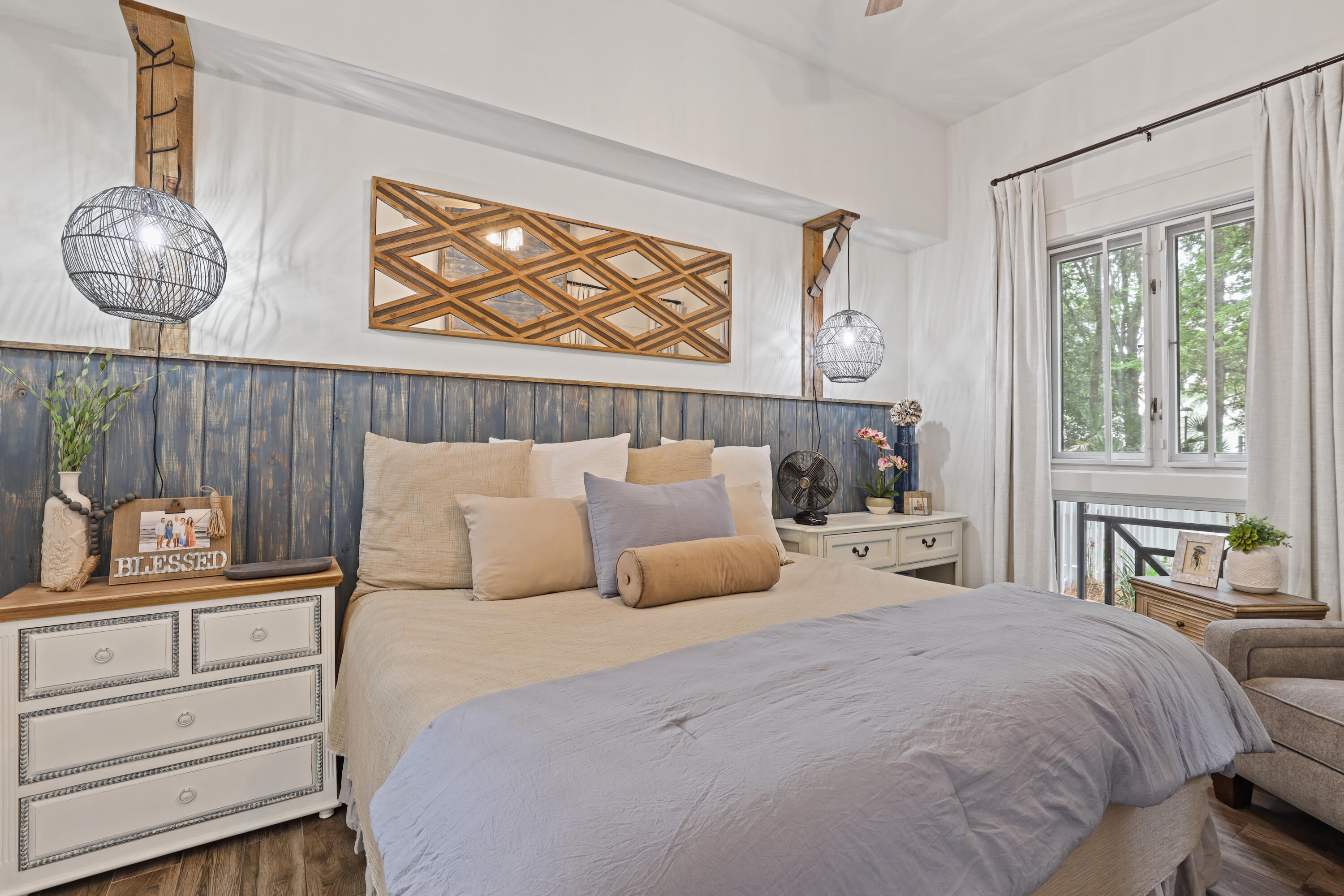 9300 Baytowne Wharf Boulevard, 113