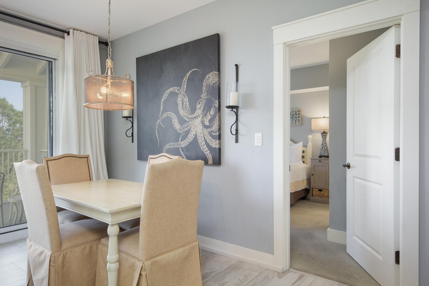 9300 Baytowne Wharf Boulevard, 527