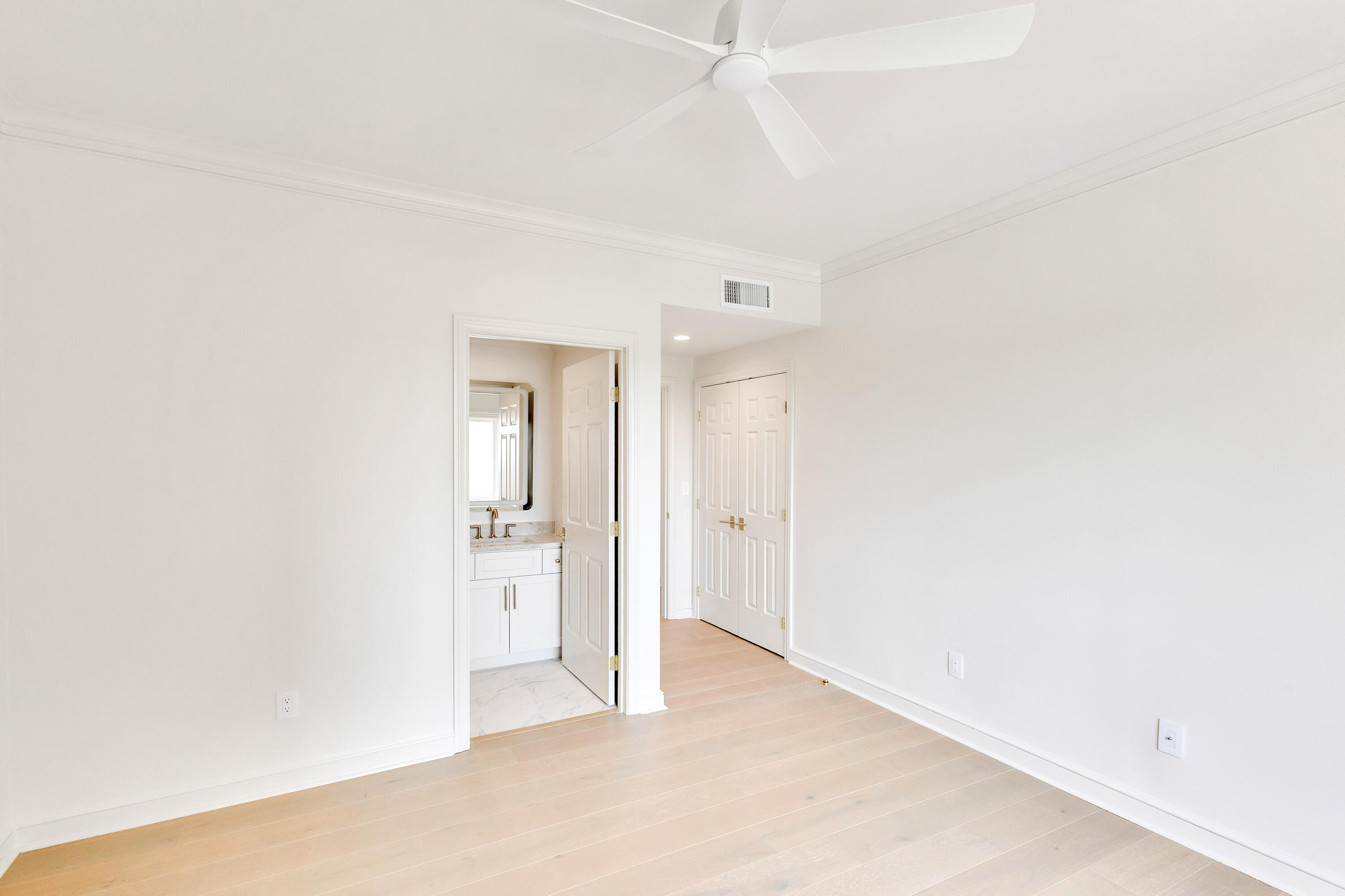 4629 Southwinds Drive, 4629