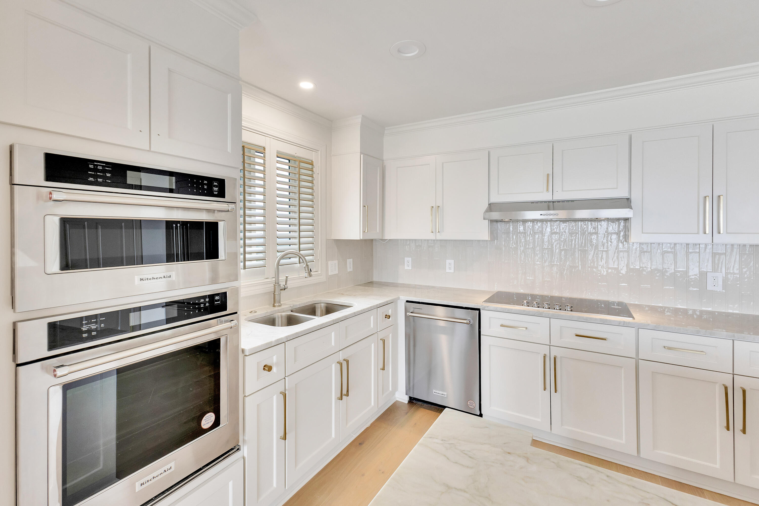 4629 Southwinds Drive, 4629