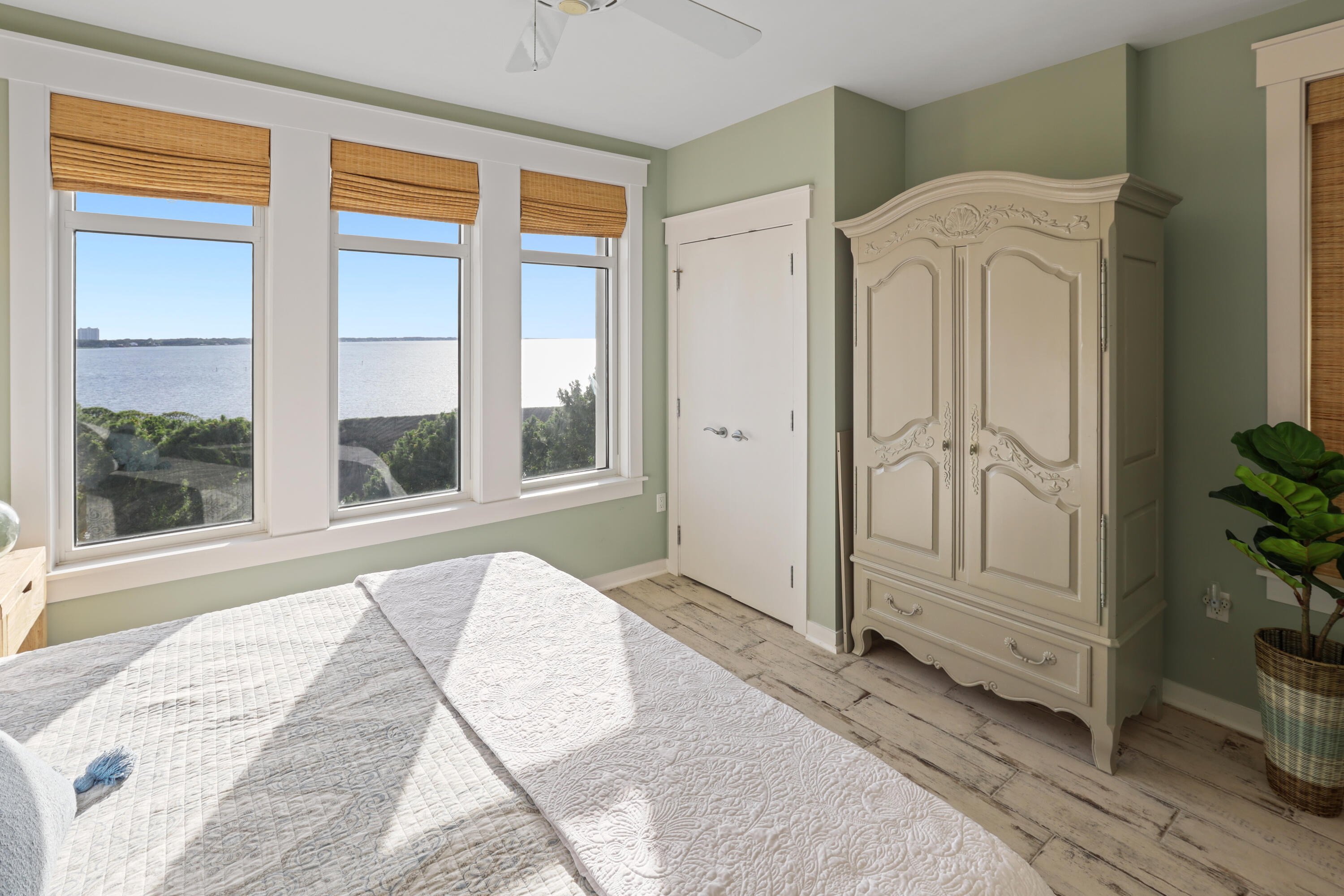 9800 Grand Sandestin Boulevard Unit: 5602/5604