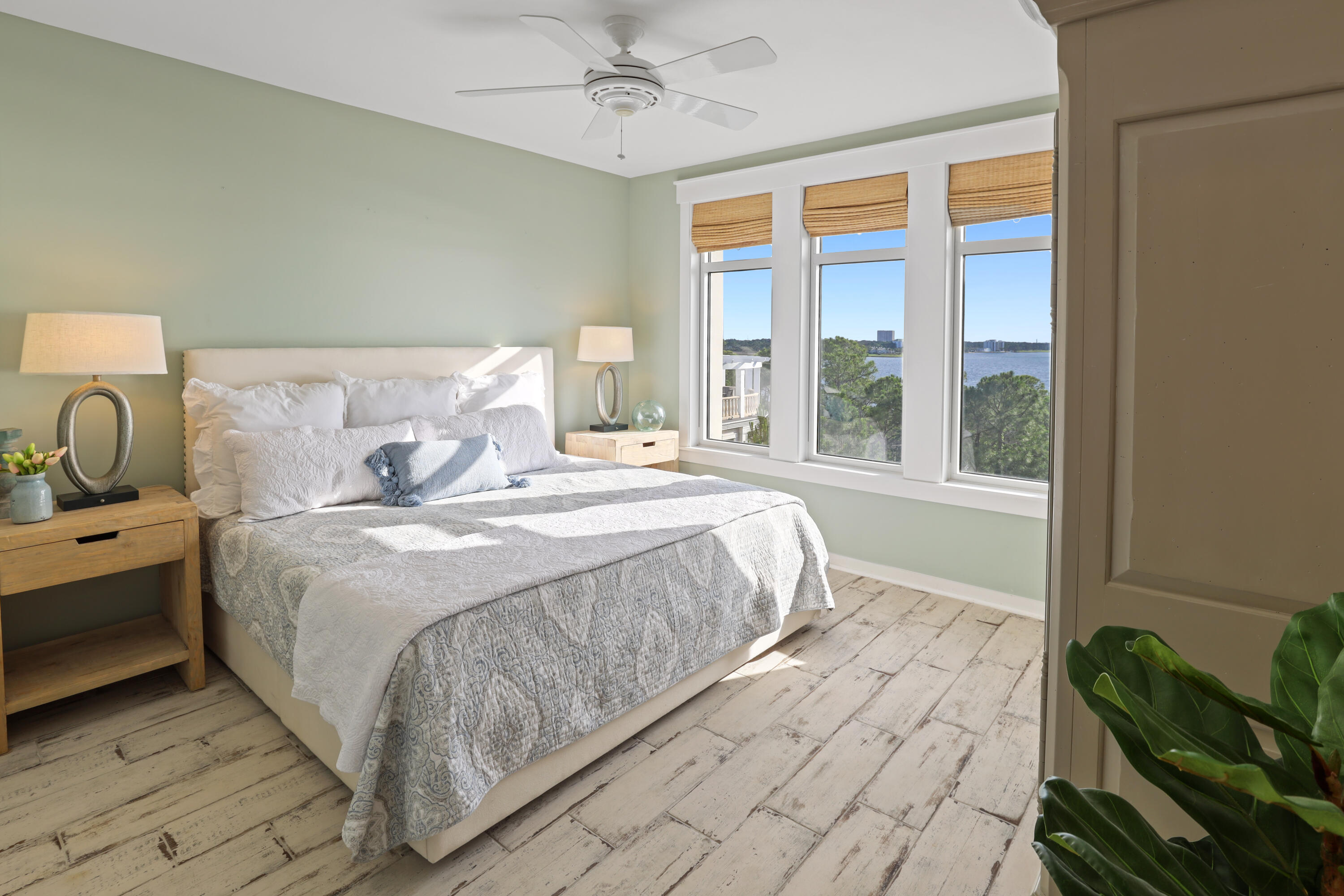 9800 Grand Sandestin Boulevard Unit: 5602/5604