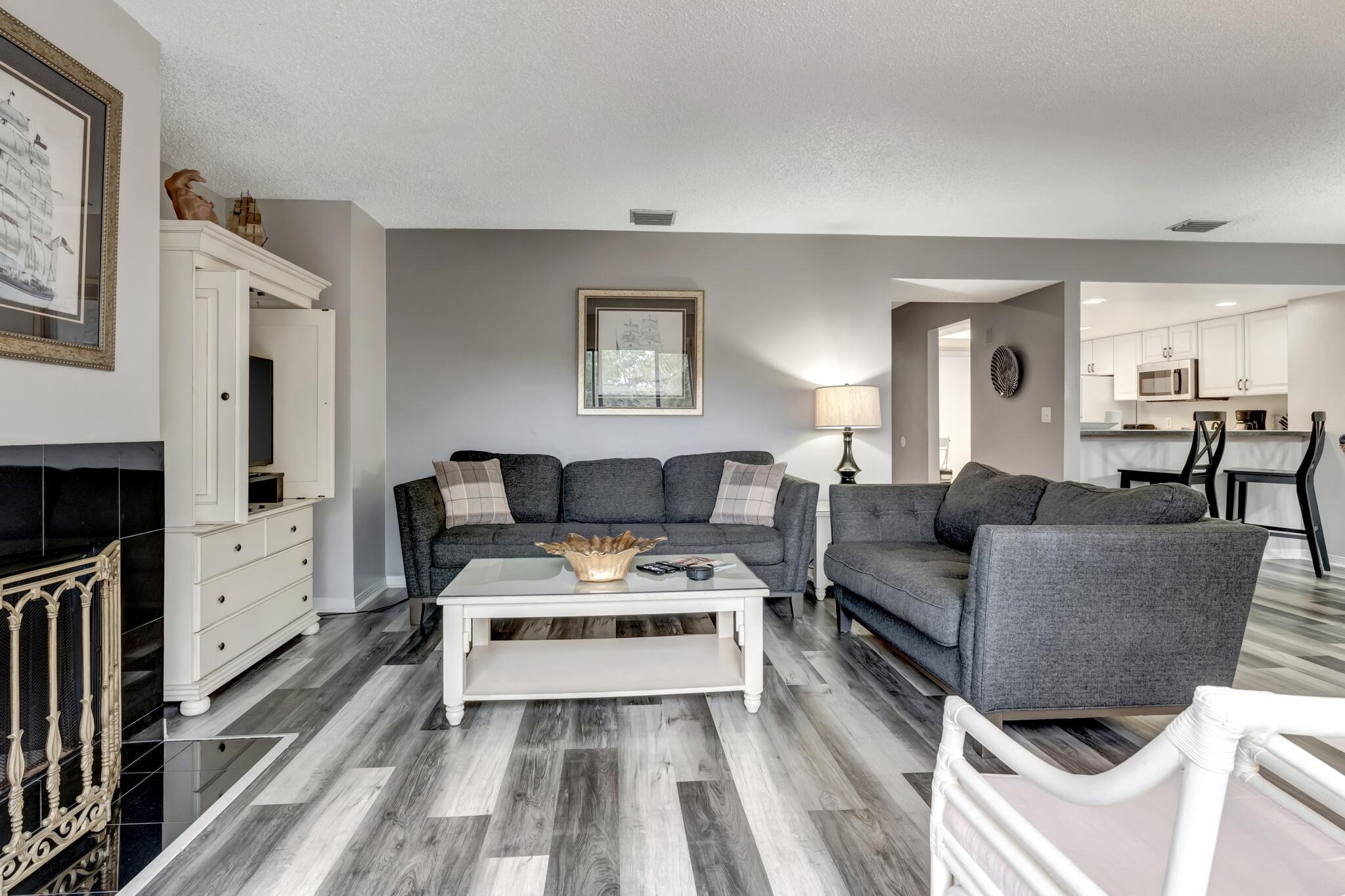 290 W Sandestin Boulevard, 290