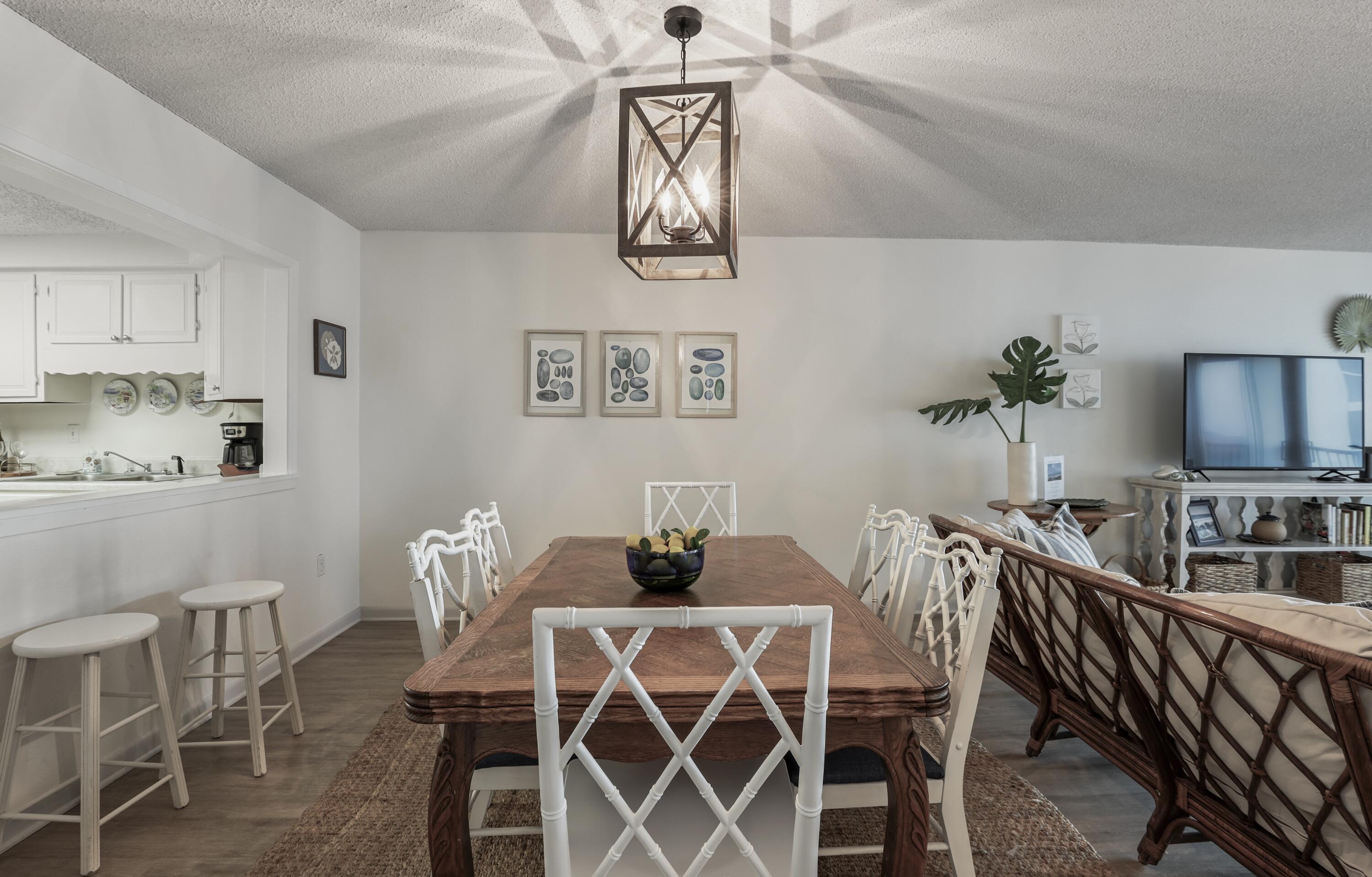 900 Gulf Shore Drive, 1045