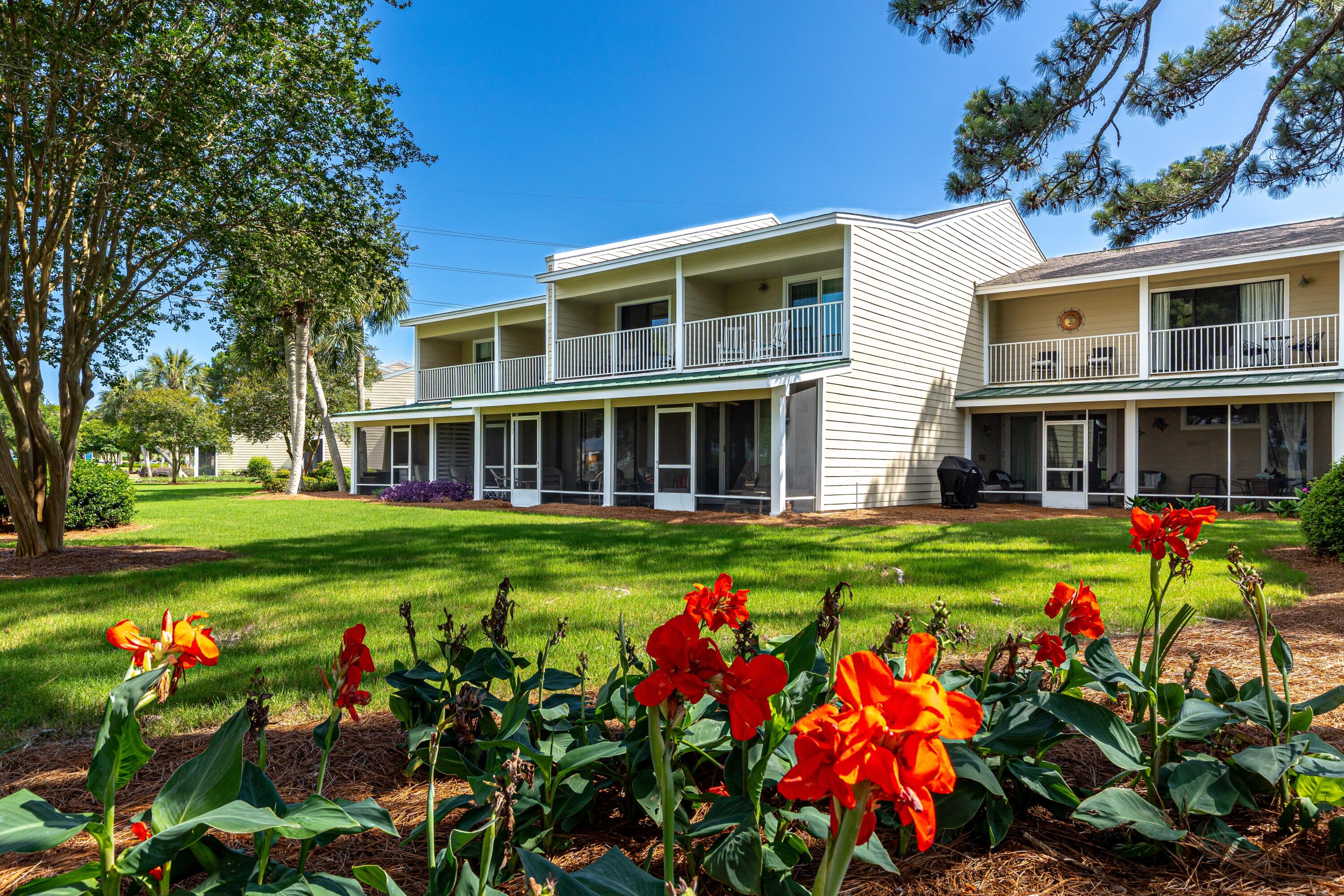 616 Bayou Drive, 616