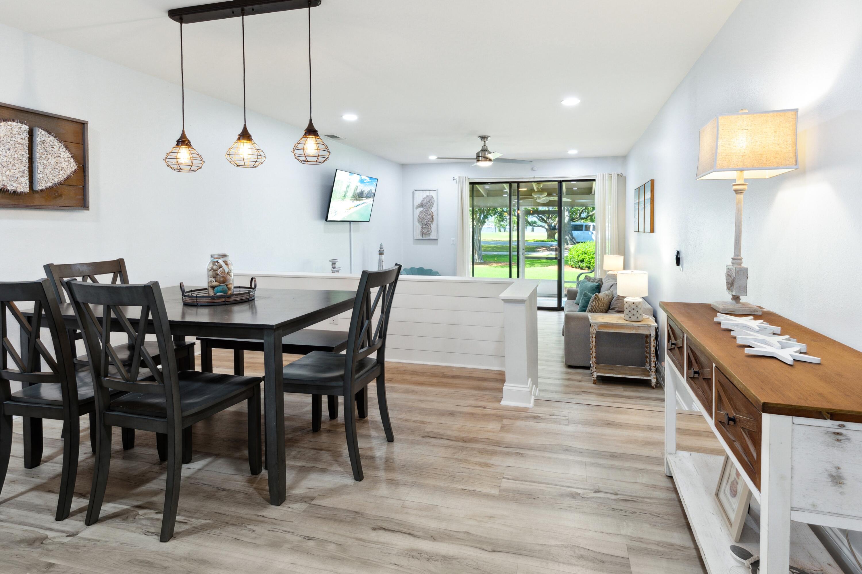 616 Bayou Drive, 616