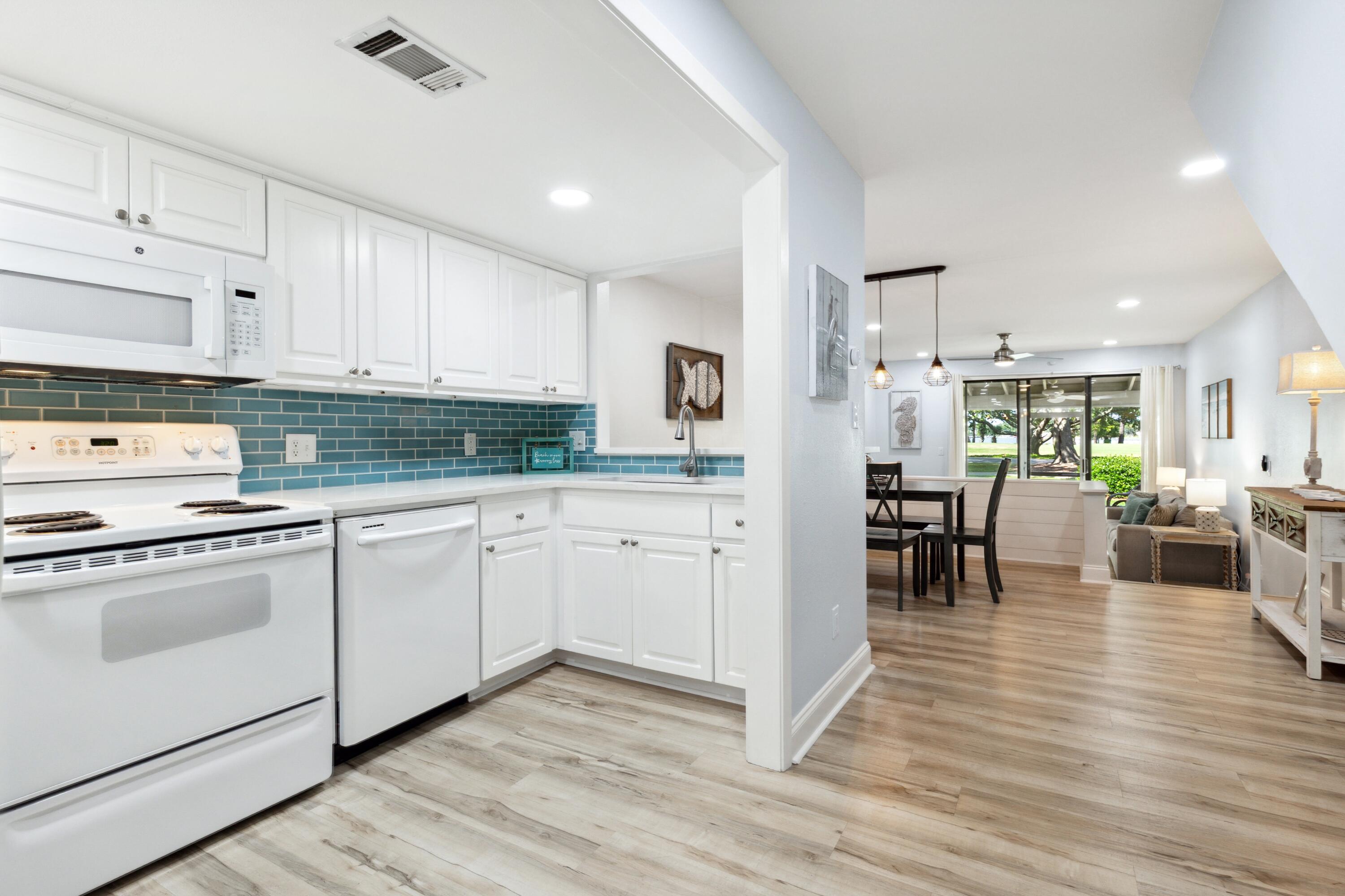 616 Bayou Drive, 616
