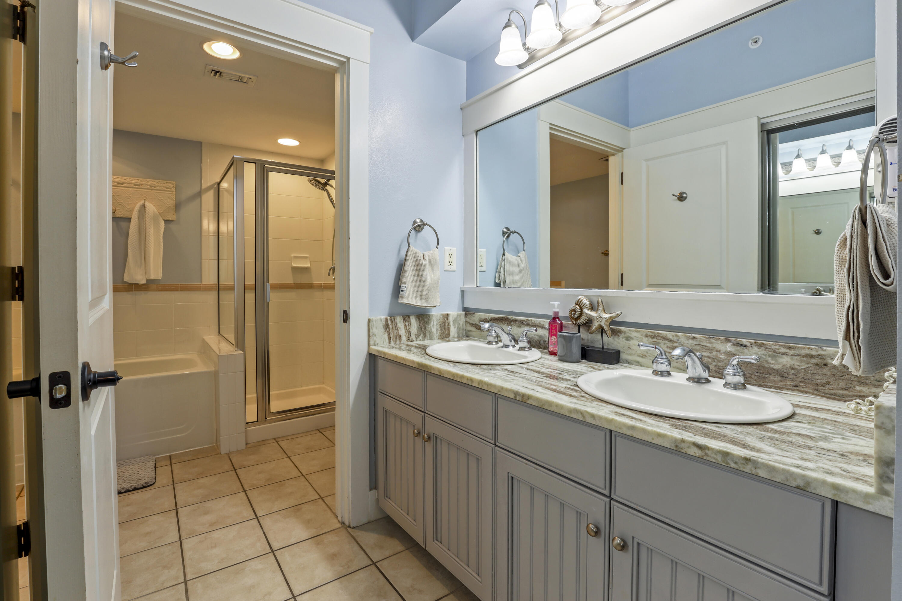 9300 Baytowne Wharf Boulevard, UNIT 410