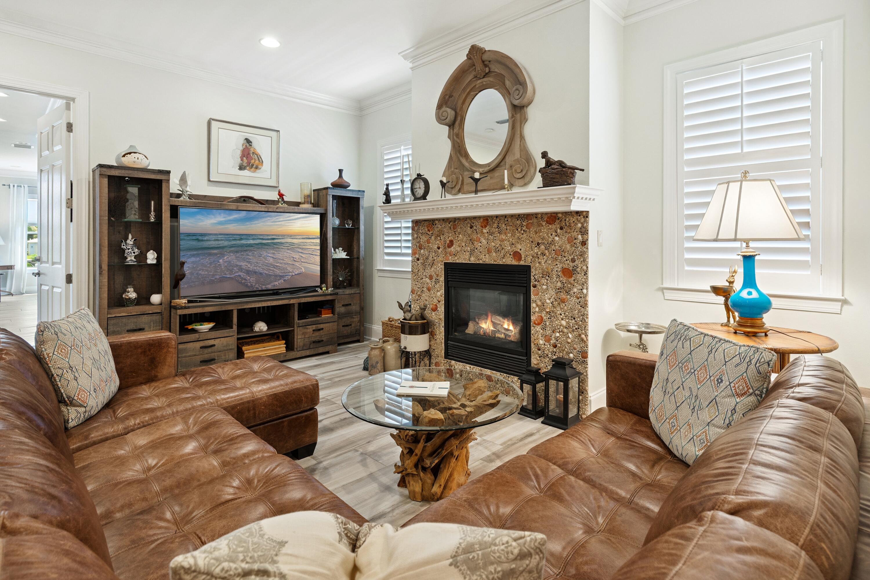 2077 Olde Towne Avenue