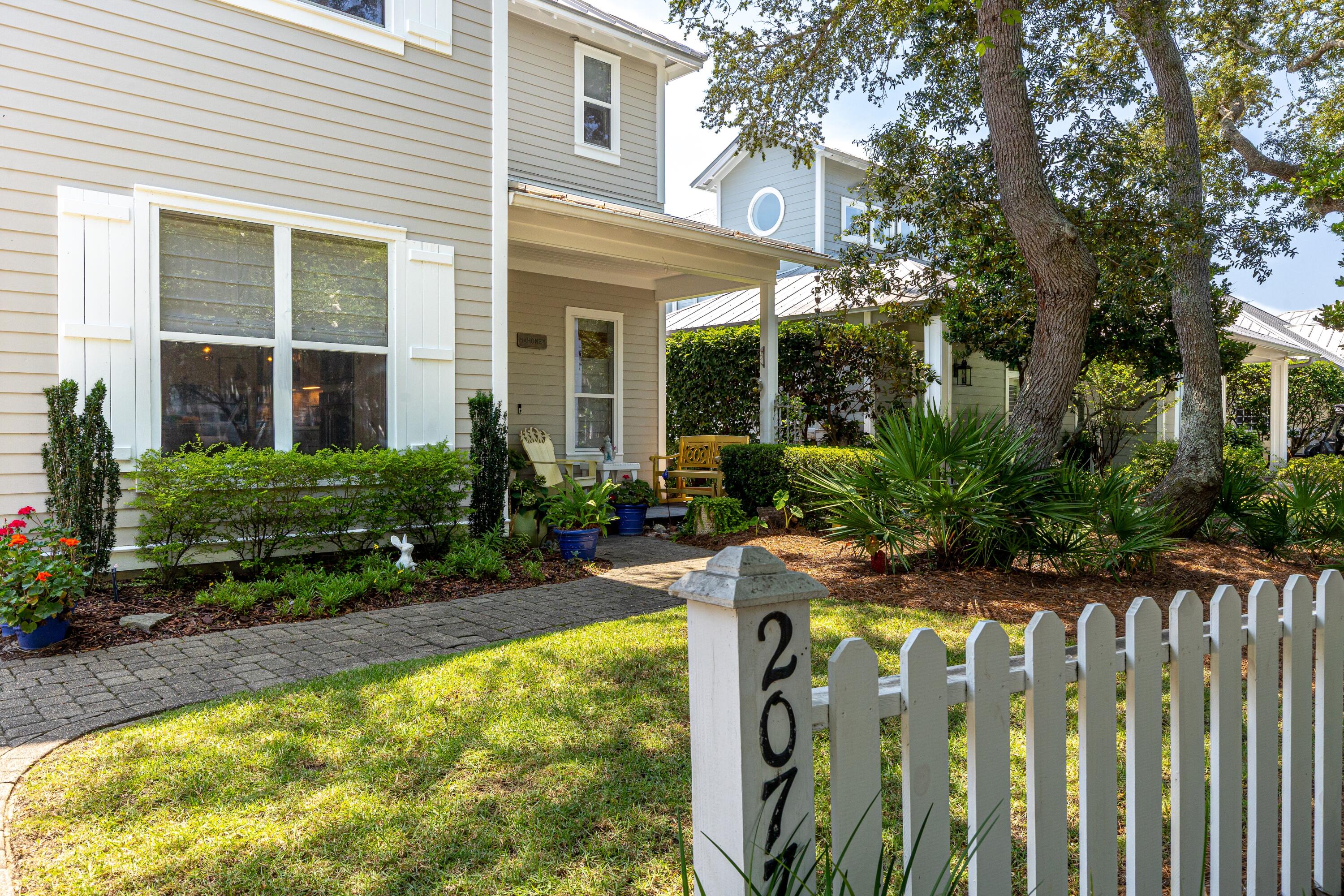 2077 Olde Towne Avenue