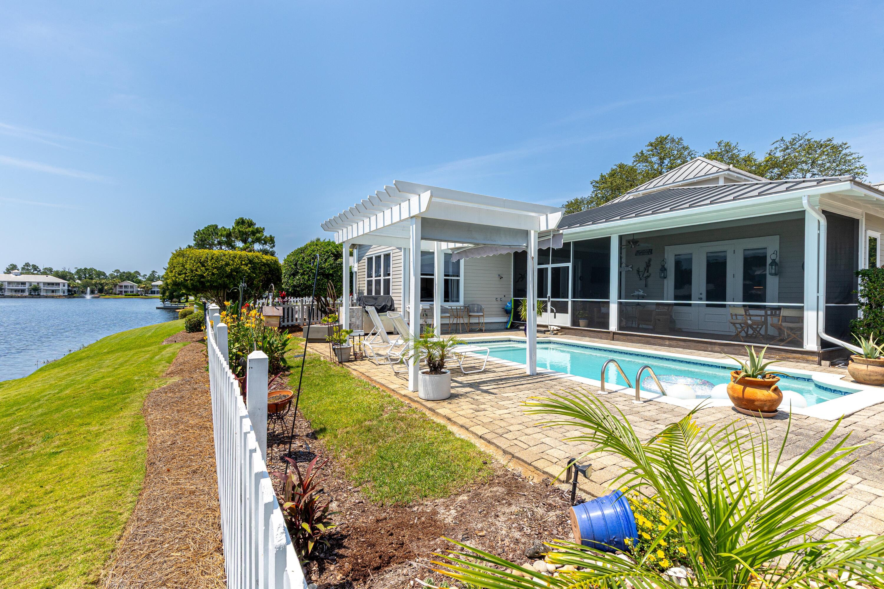2077 Olde Towne Avenue