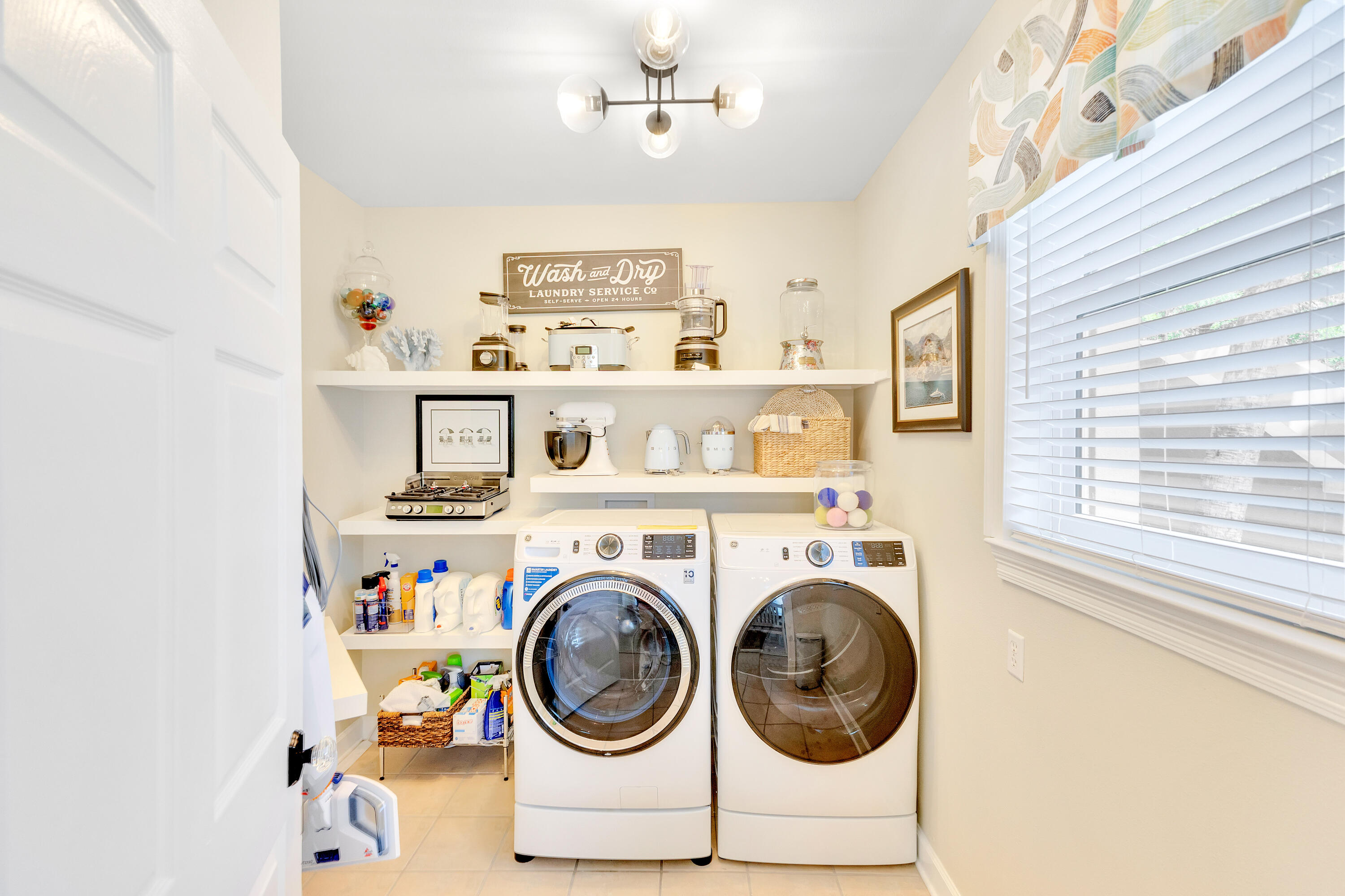 8549 Turnberry Court, 8549