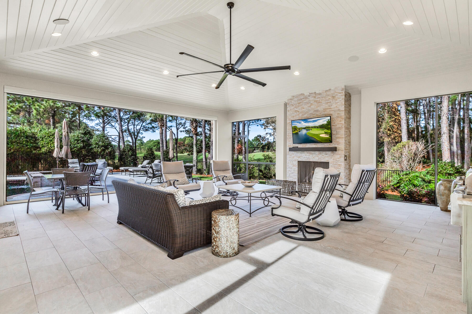 3435 Burnt Pine Lane