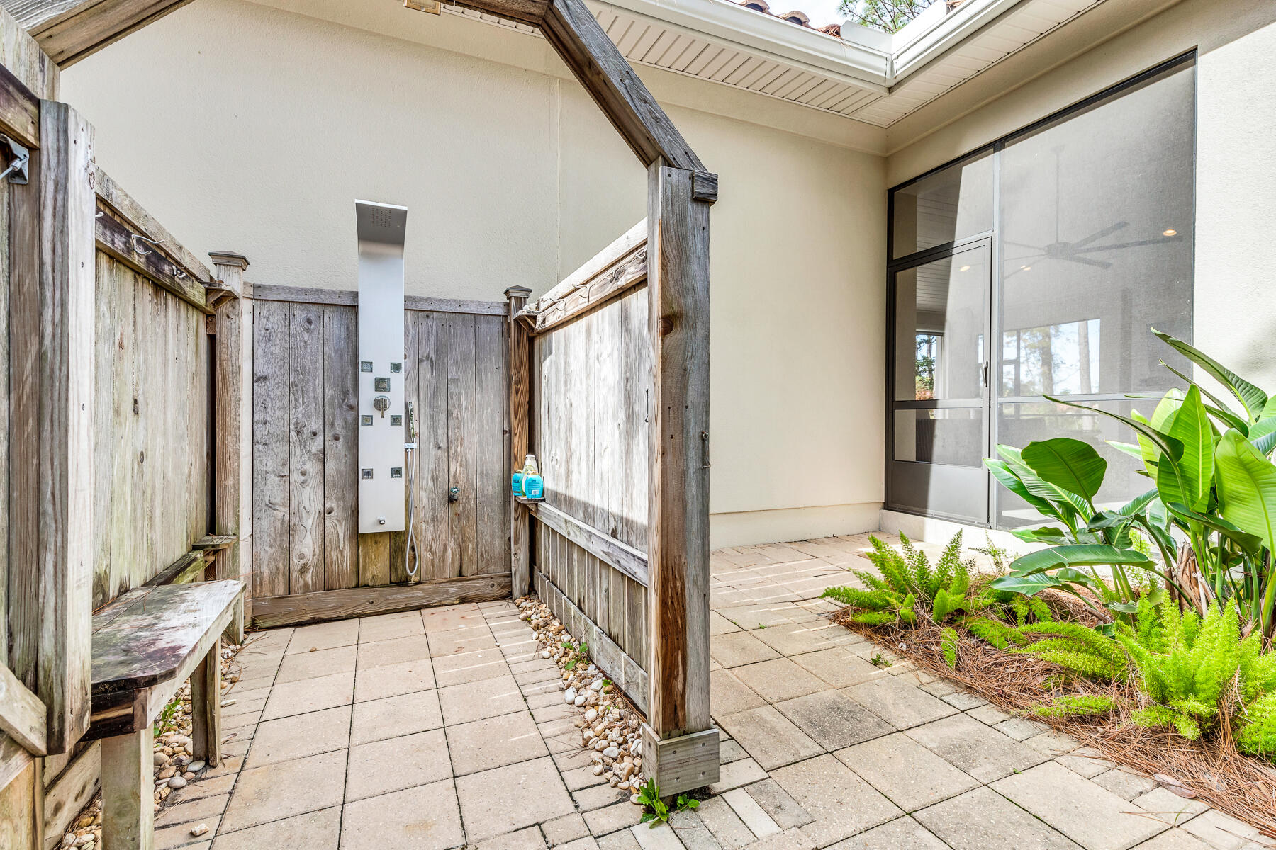 3435 Burnt Pine Lane