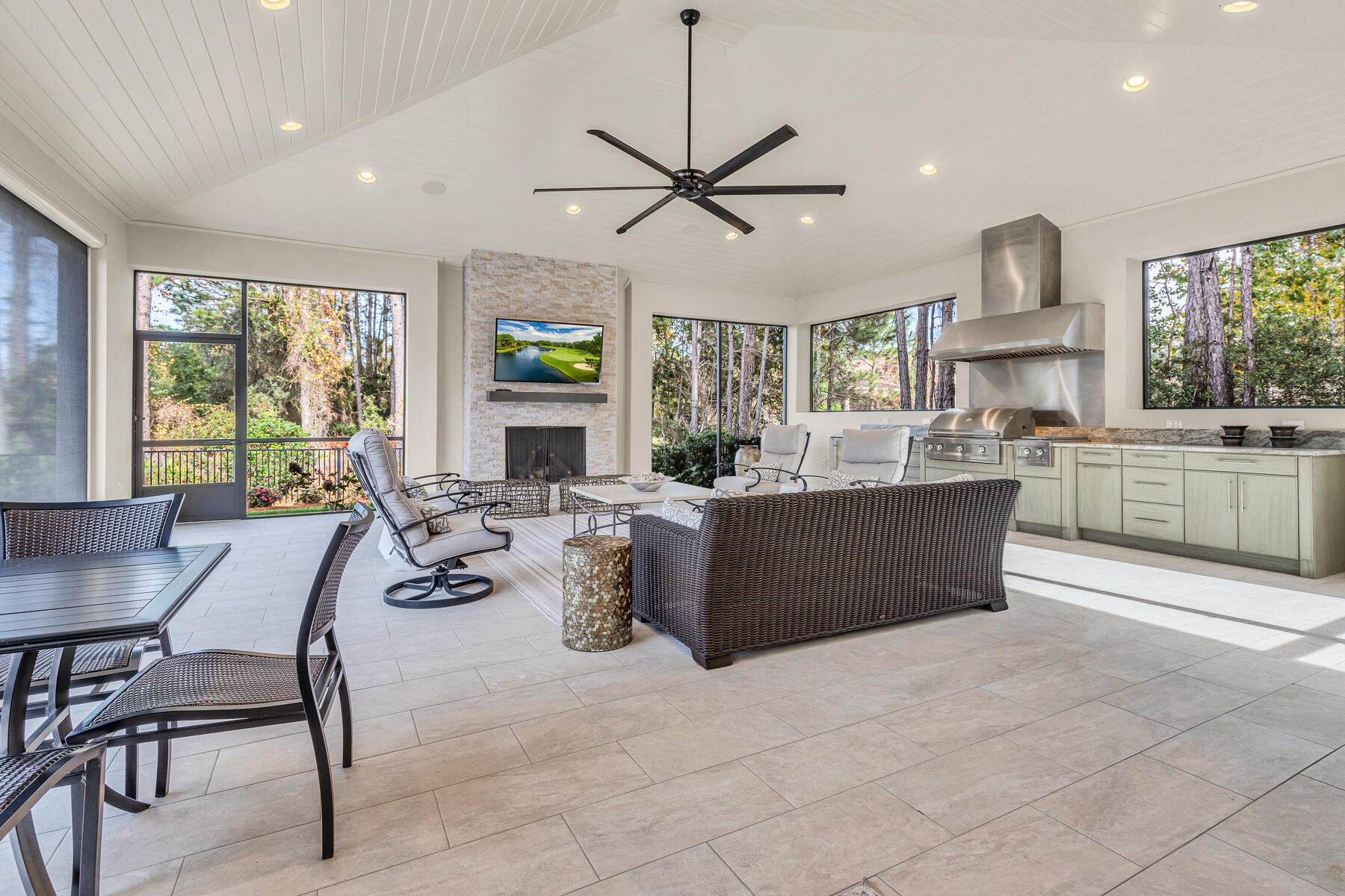 3435 Burnt Pine Lane