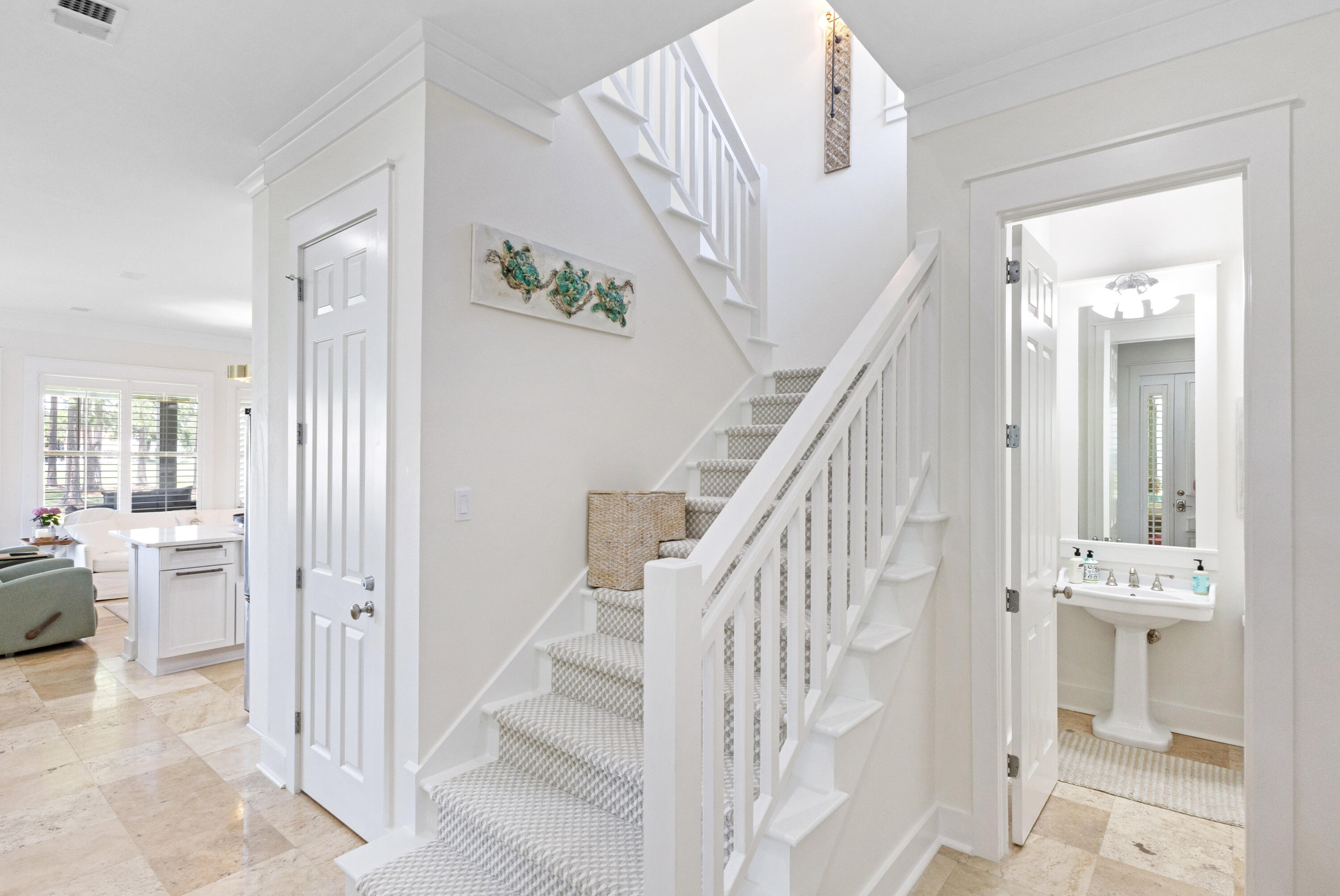 8600 Magnolia Bay Lane