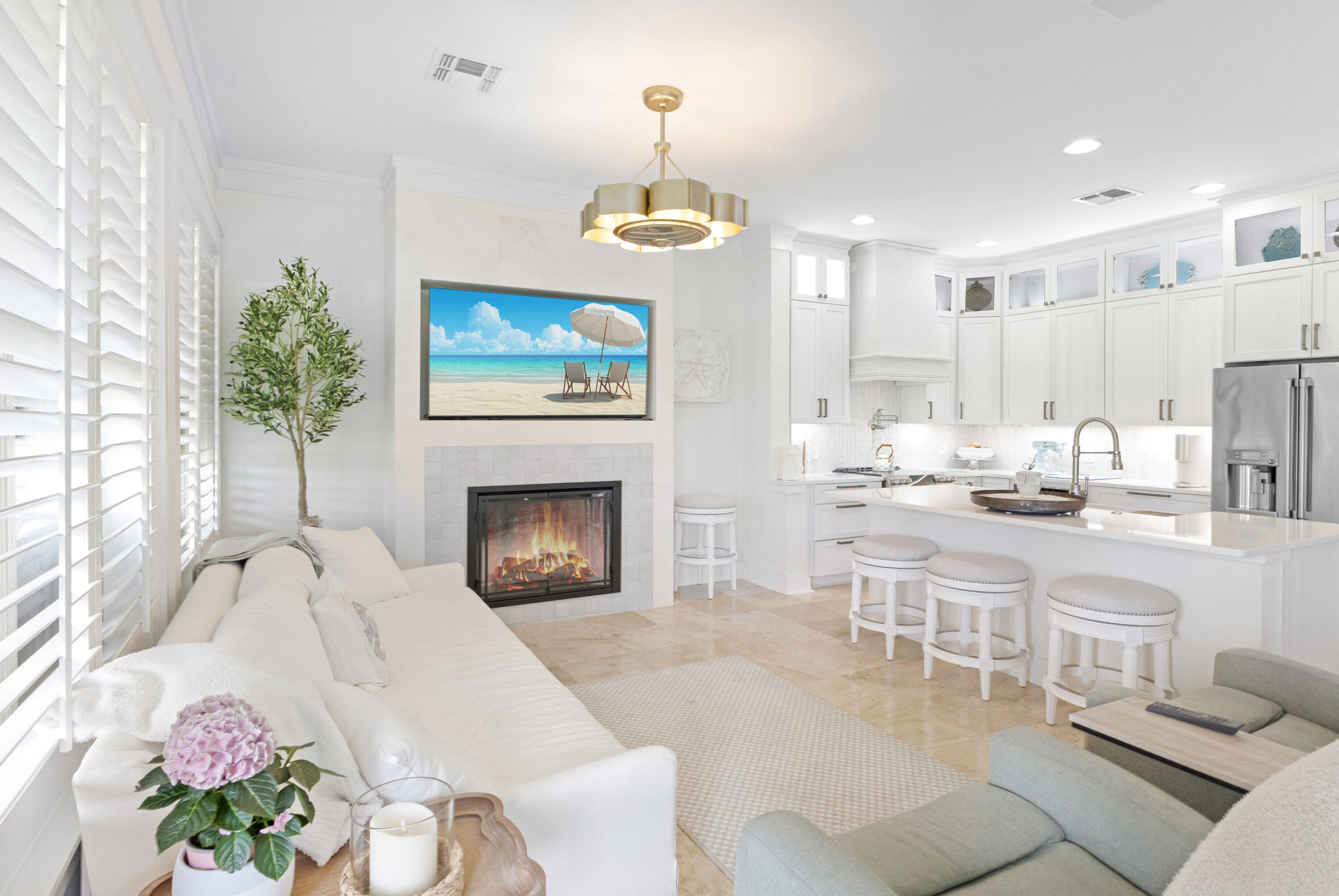8600 Magnolia Bay Lane
