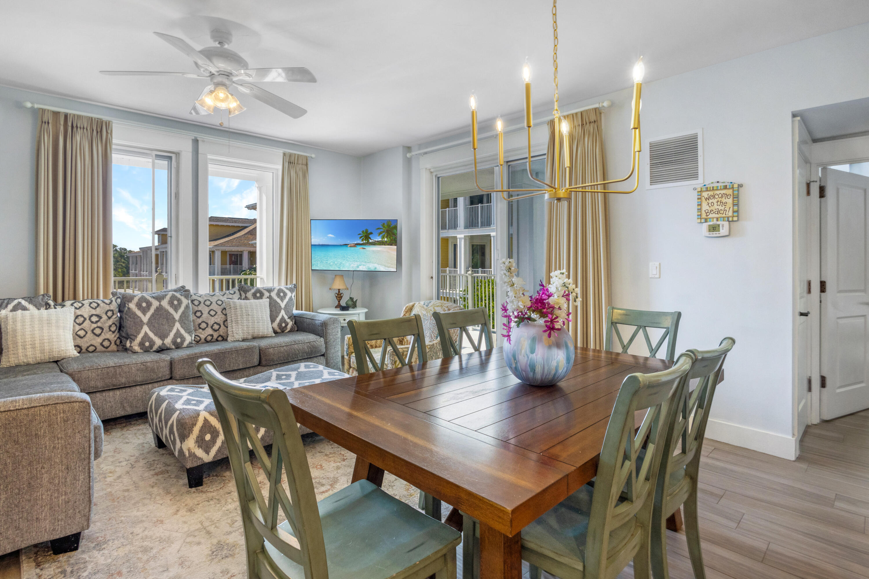 9300 Baytowne Wharf Boulevard, 401/403