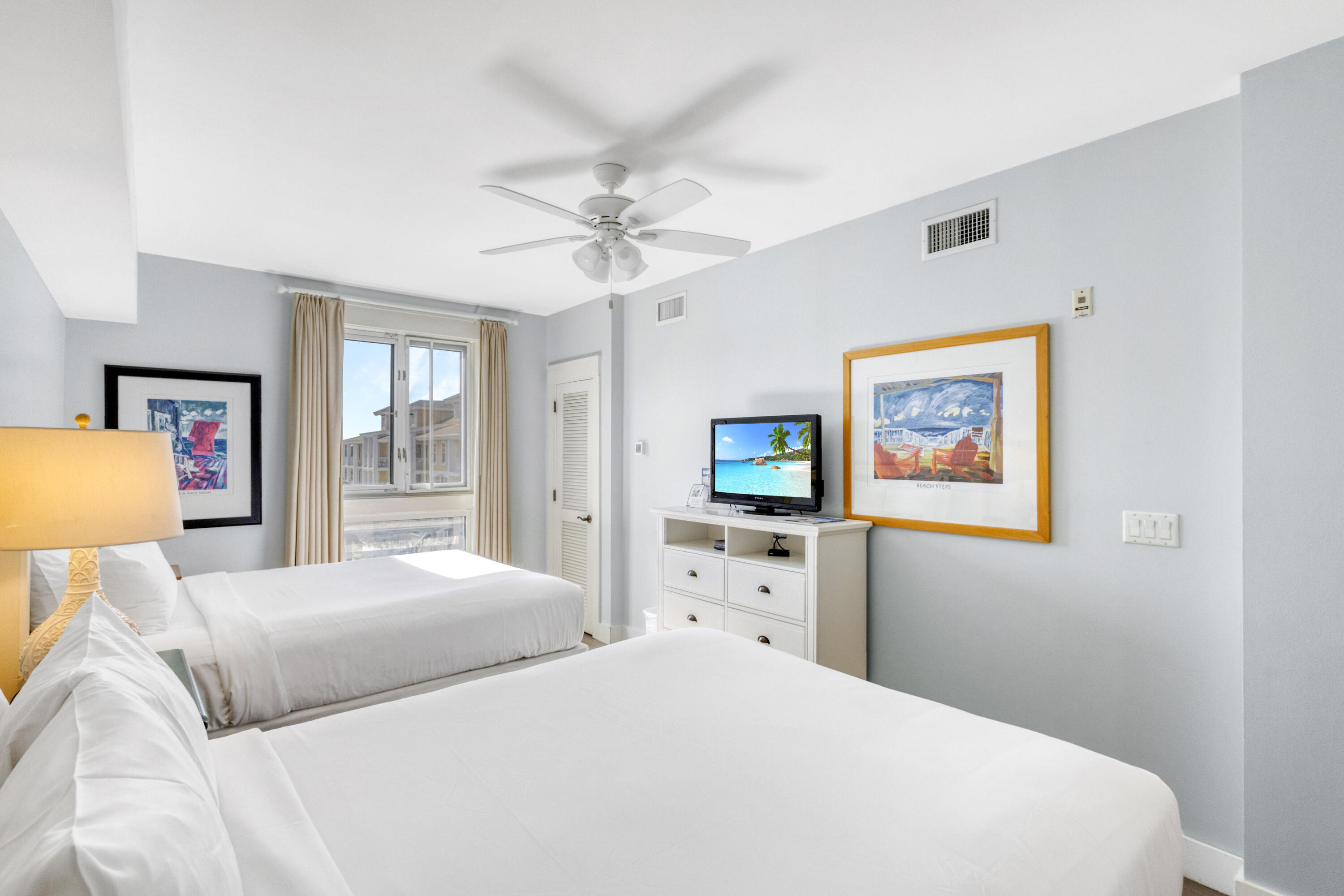 9300 Baytowne Wharf Boulevard, 401/403