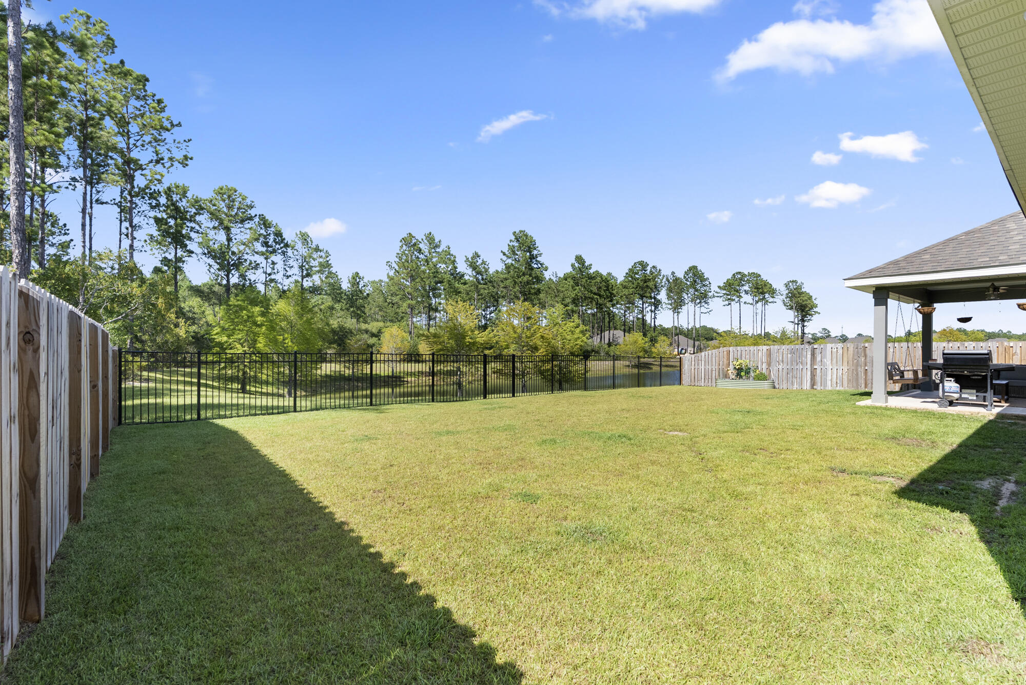 96 Polaris Place, Freeport