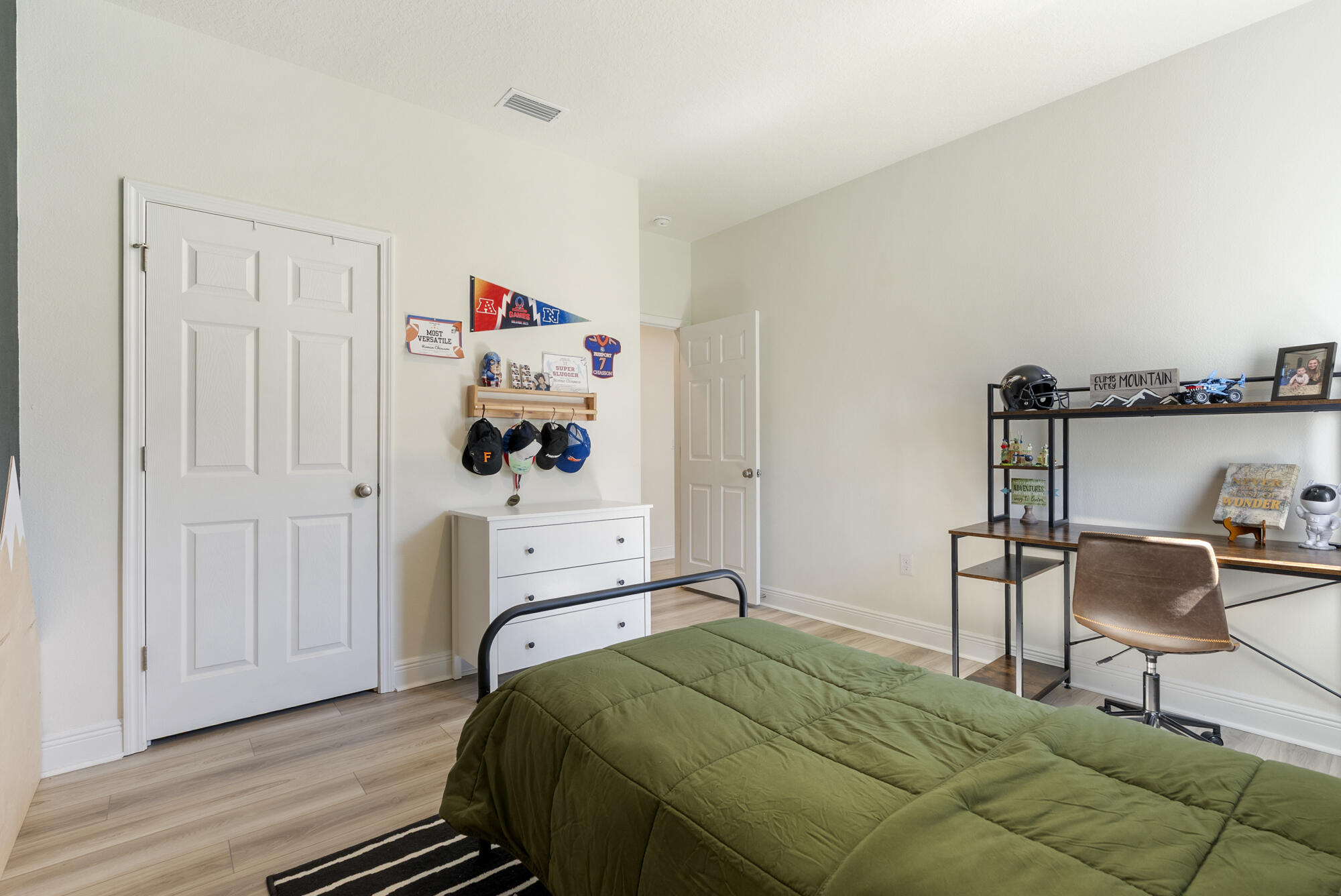 96 Polaris Place, Freeport