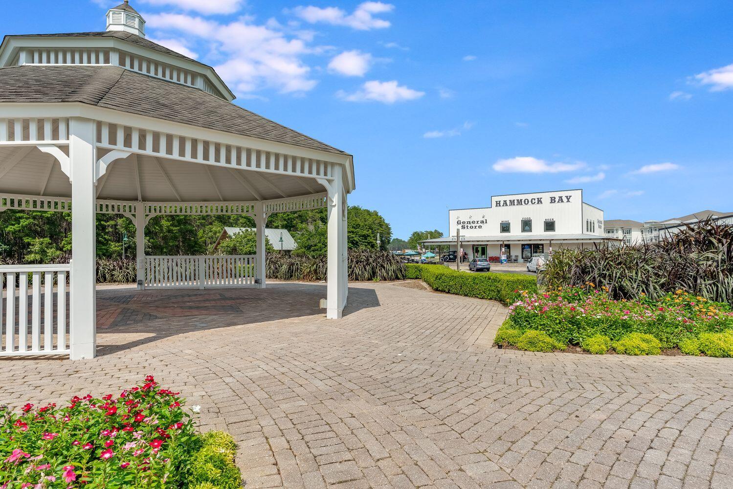 96 Polaris Place, Freeport