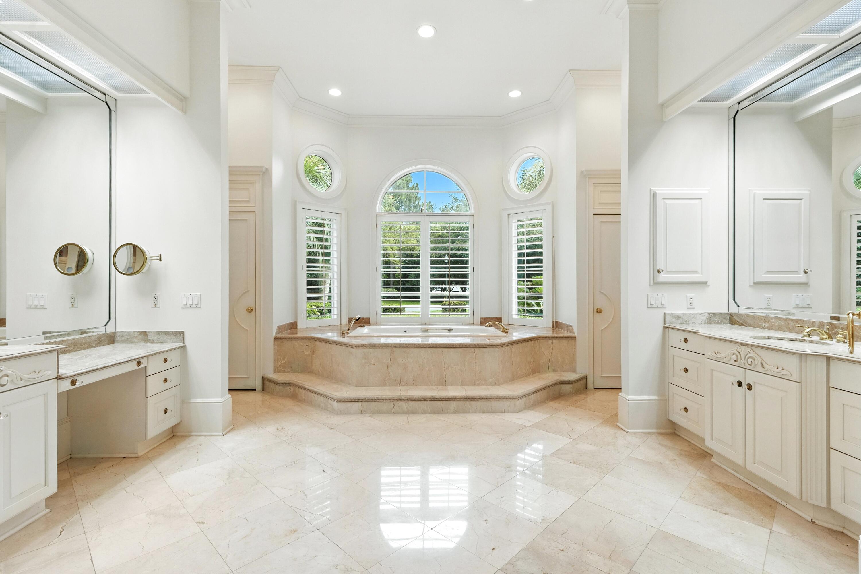 3290 Burnt Pine Lane