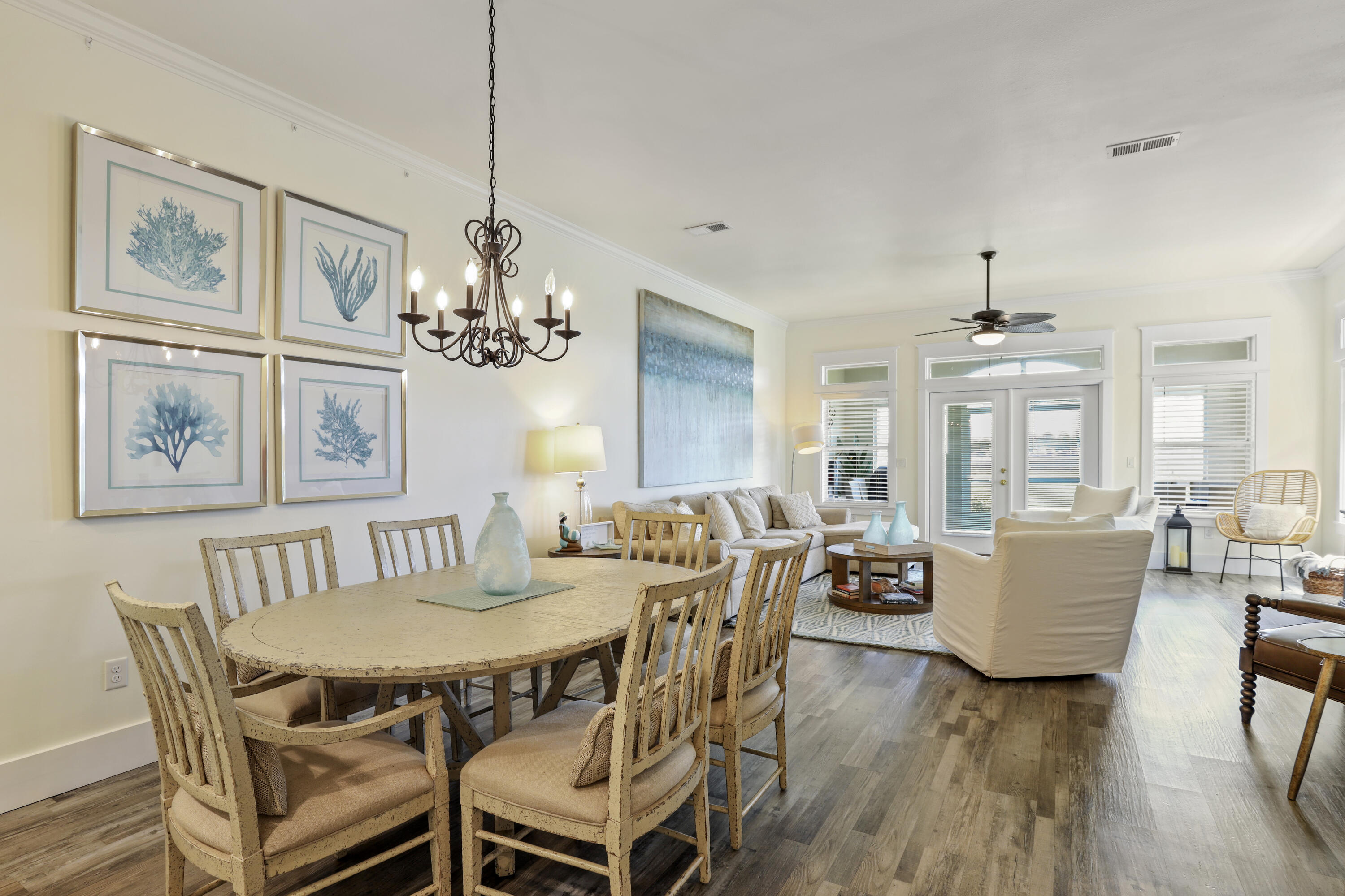 843 E Grand Harbour