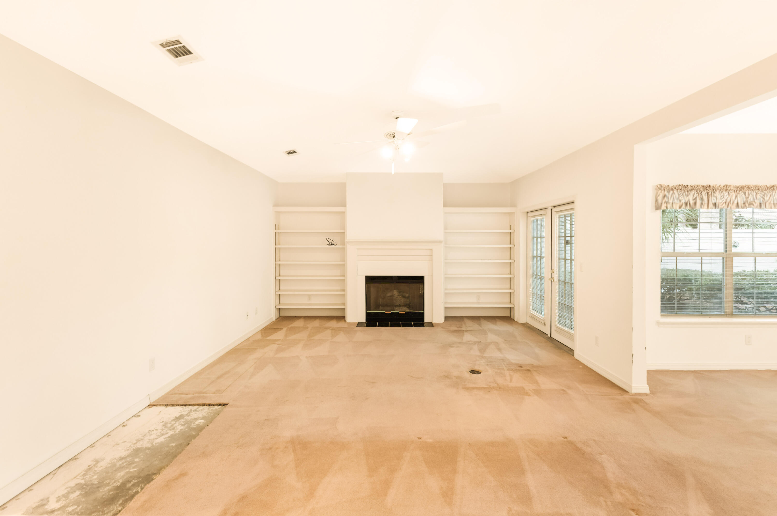 1440 E Baytowne Circle