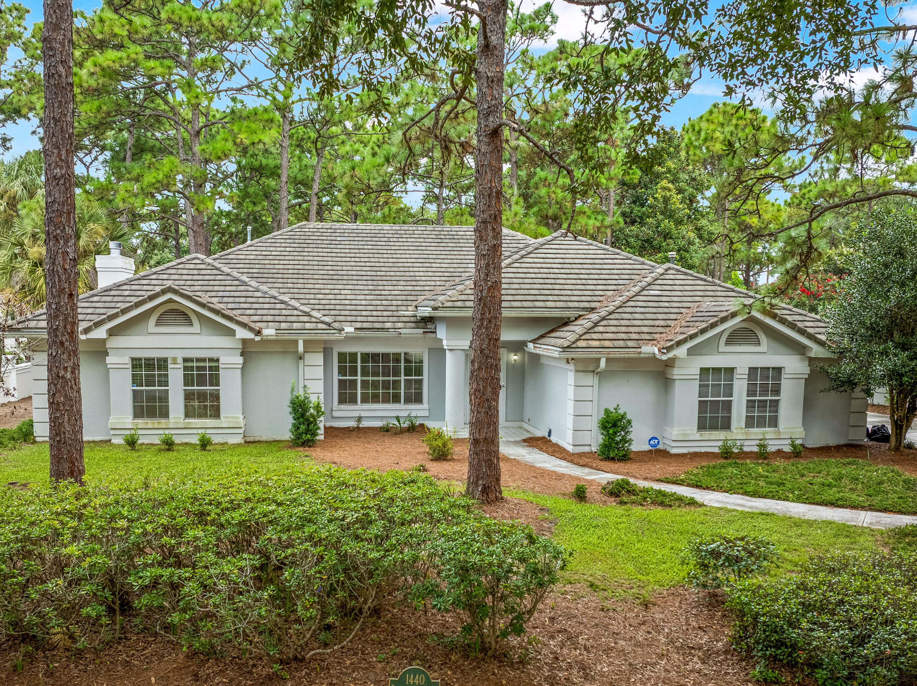 1440 E Baytowne Circle