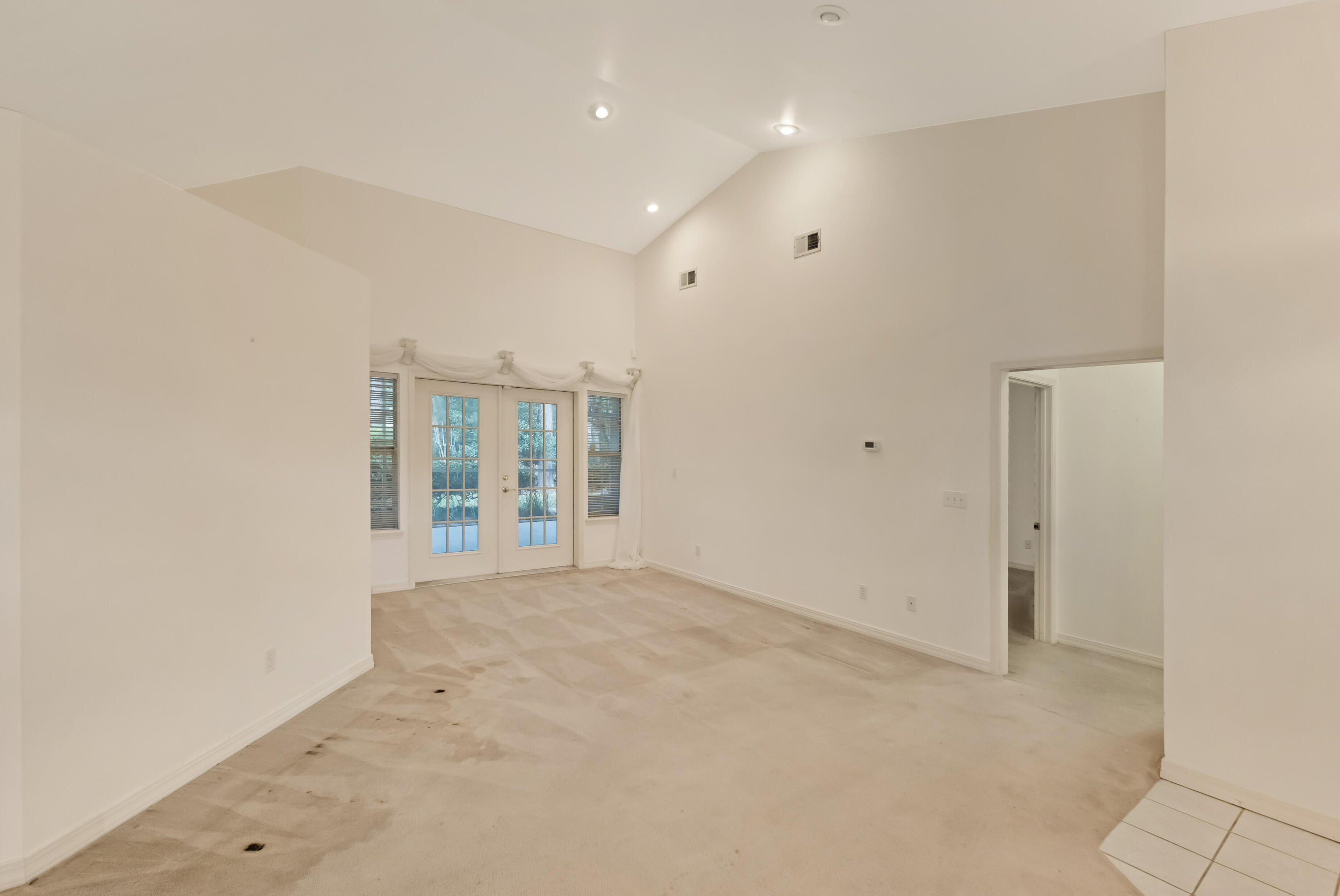 1440 E Baytowne Circle