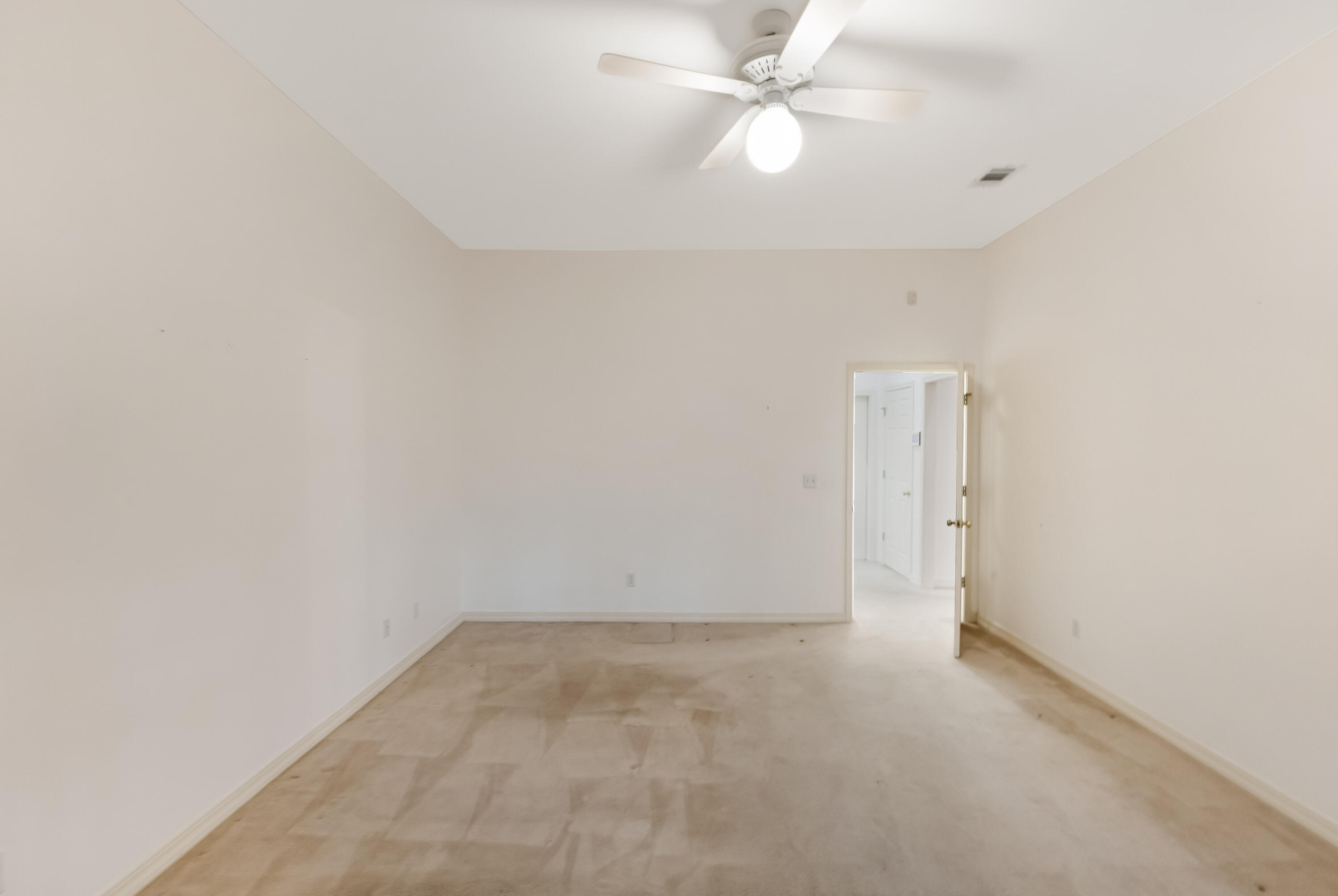 1440 E Baytowne Circle